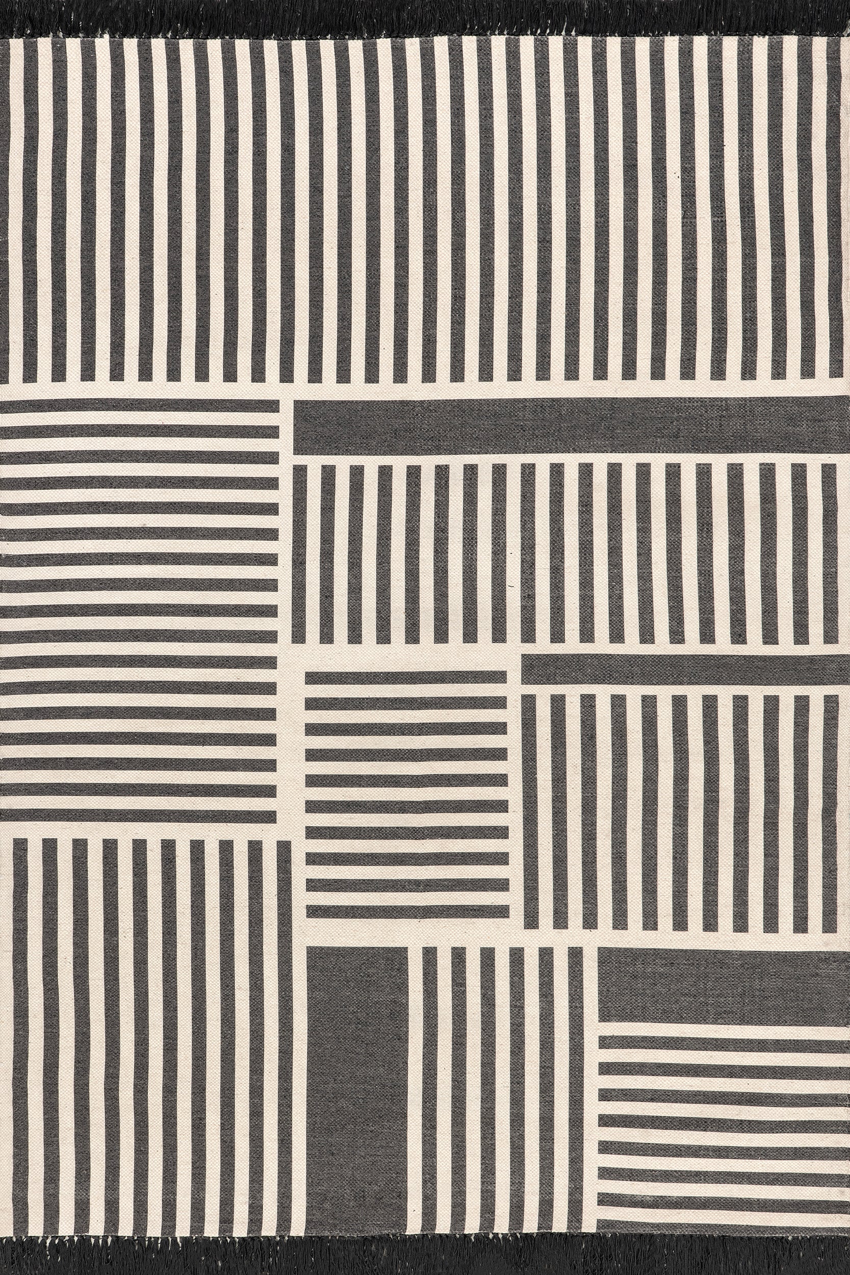 Flatiron Tasseled Wool Area Rug