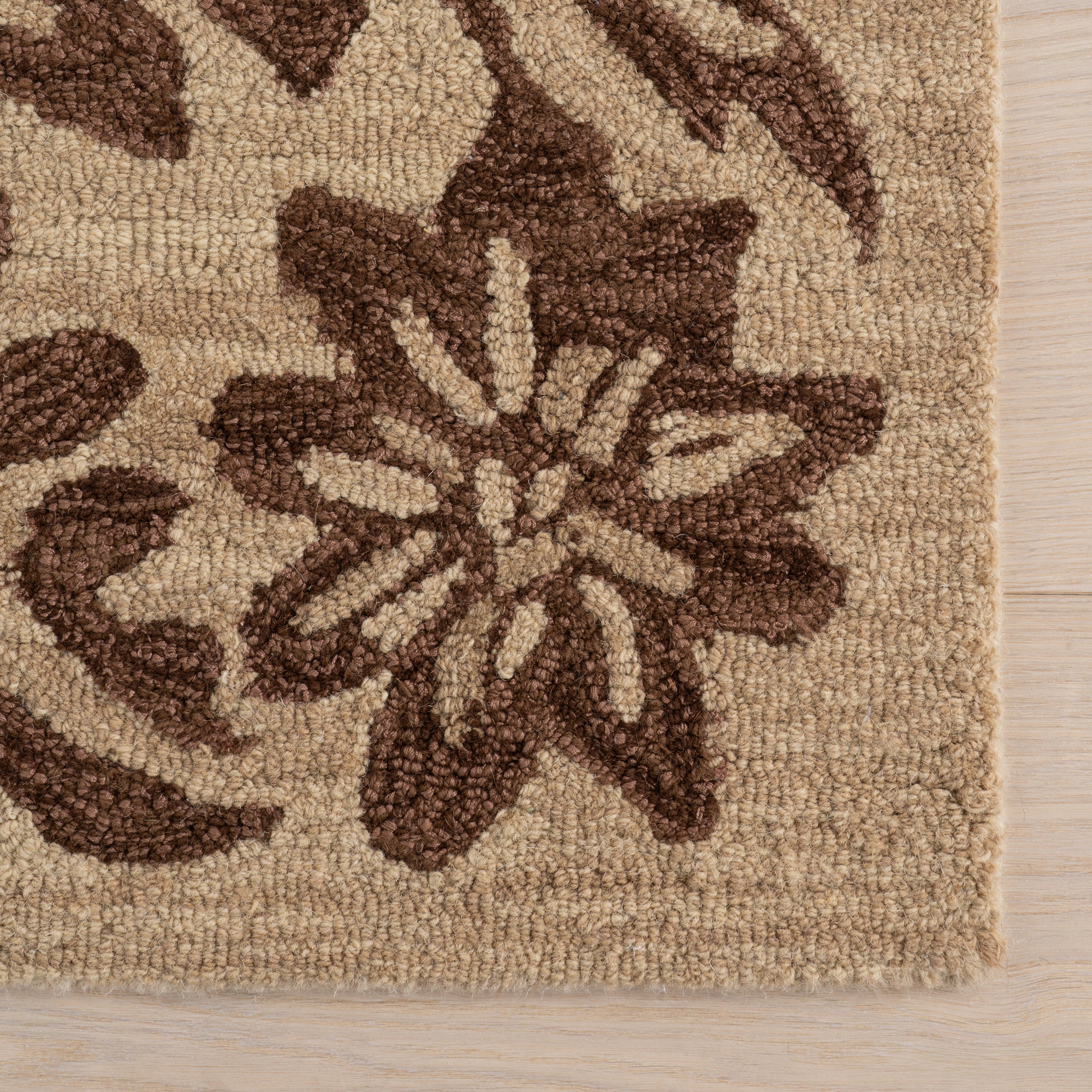 Nuloom Virelia Transitional Floral and Paisley Area Rug - Image 12