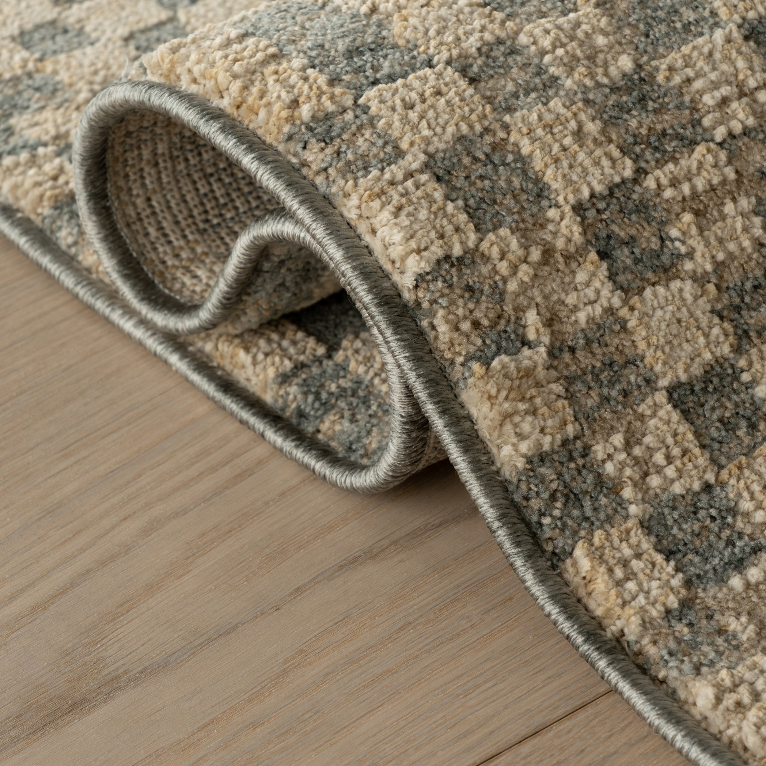 nuLOOM Cassiel Checkered Area Rug - Image 4