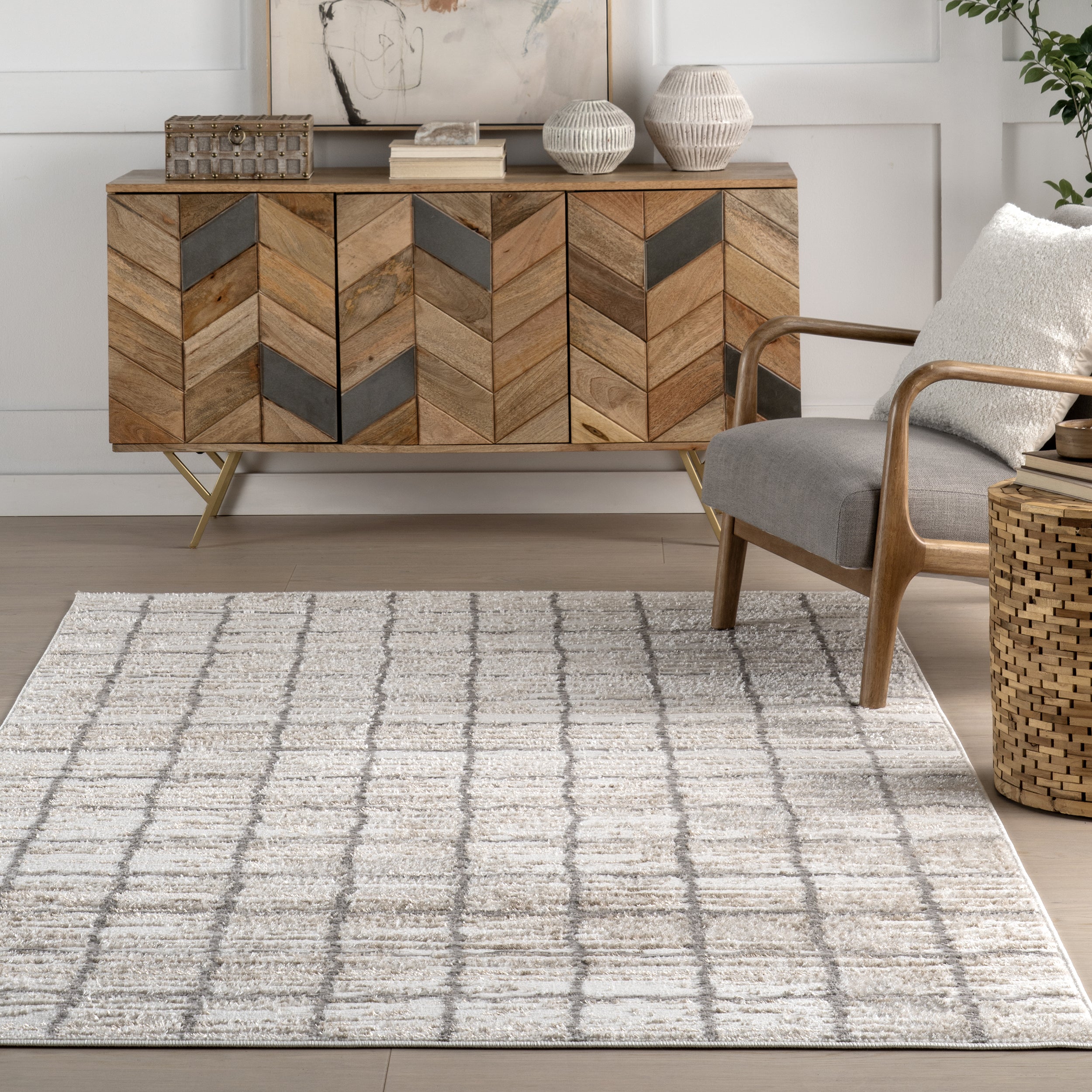 Xylia Checkered Area Rug - Image 8