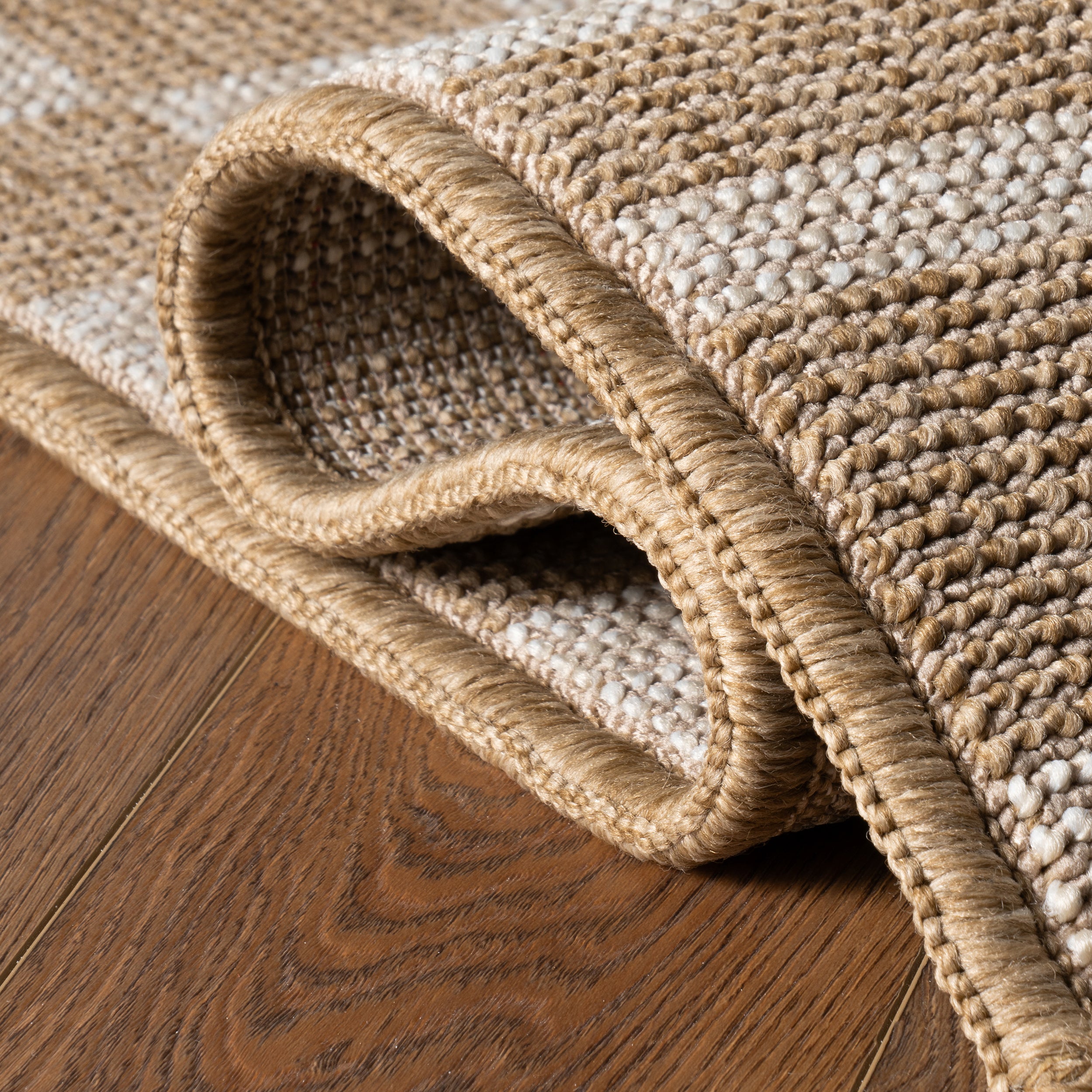 Nuloom Amorielle Modern Checkered Indoor/Outdoor Area Rug - Image 4