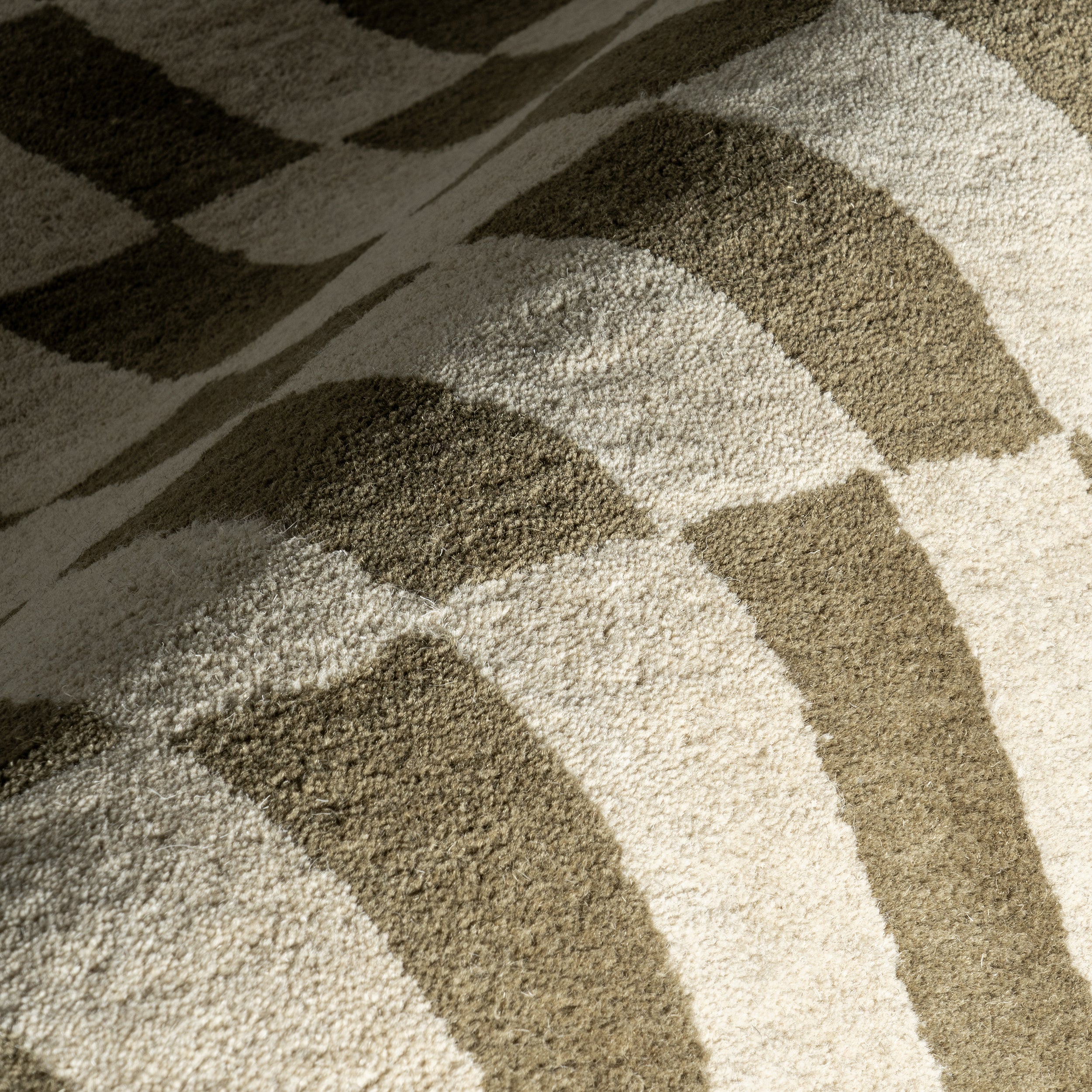 Kia Checkerboard Wool Area Rug - Image 5