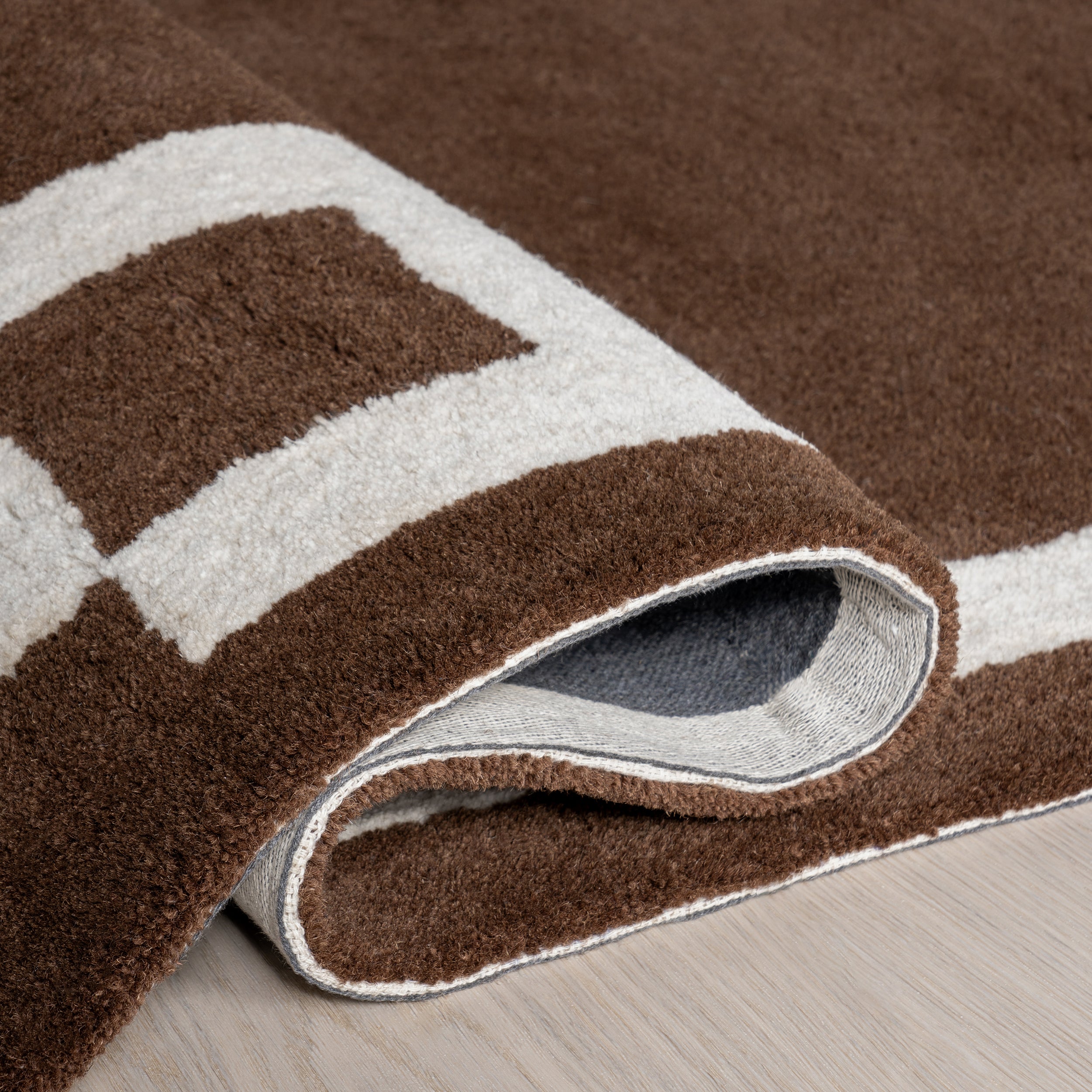 Grace Bordered Wool Area Rug - Image 13