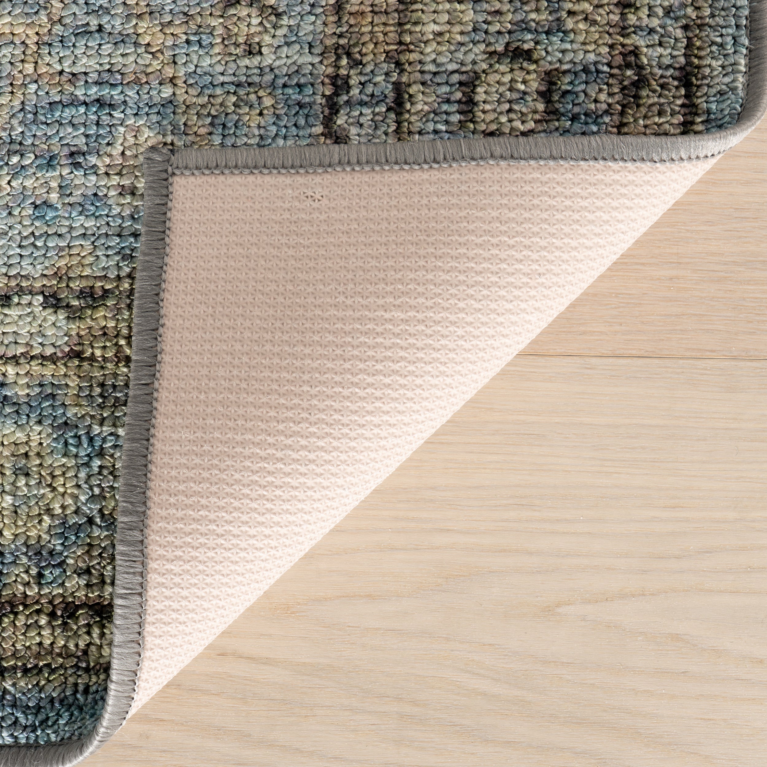 Nuloom Thalindra Traditional Bordered Washable Area Rug - Image 7