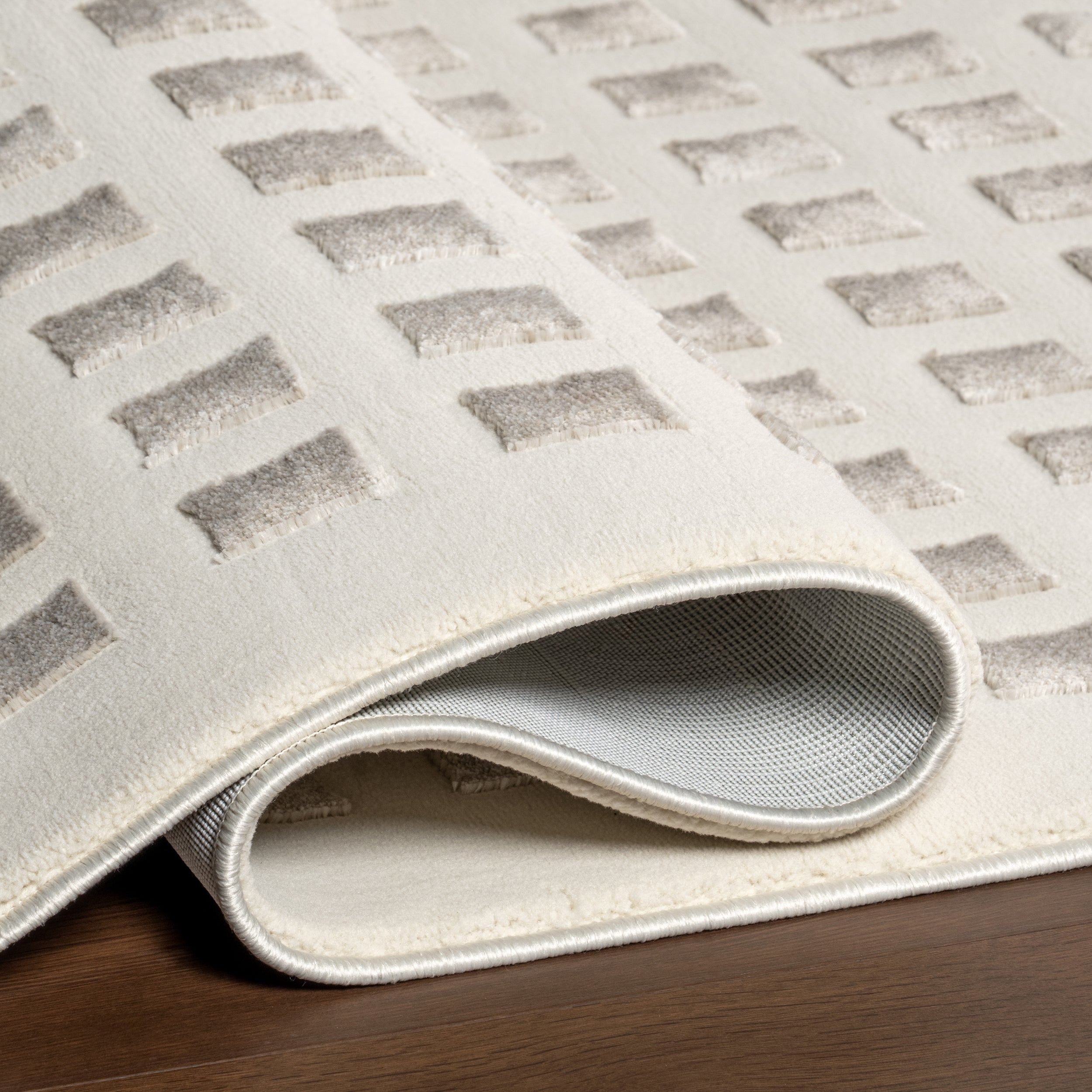 nuLOOM Daleyza Checkered Machine Washable Area Rug - Image 4