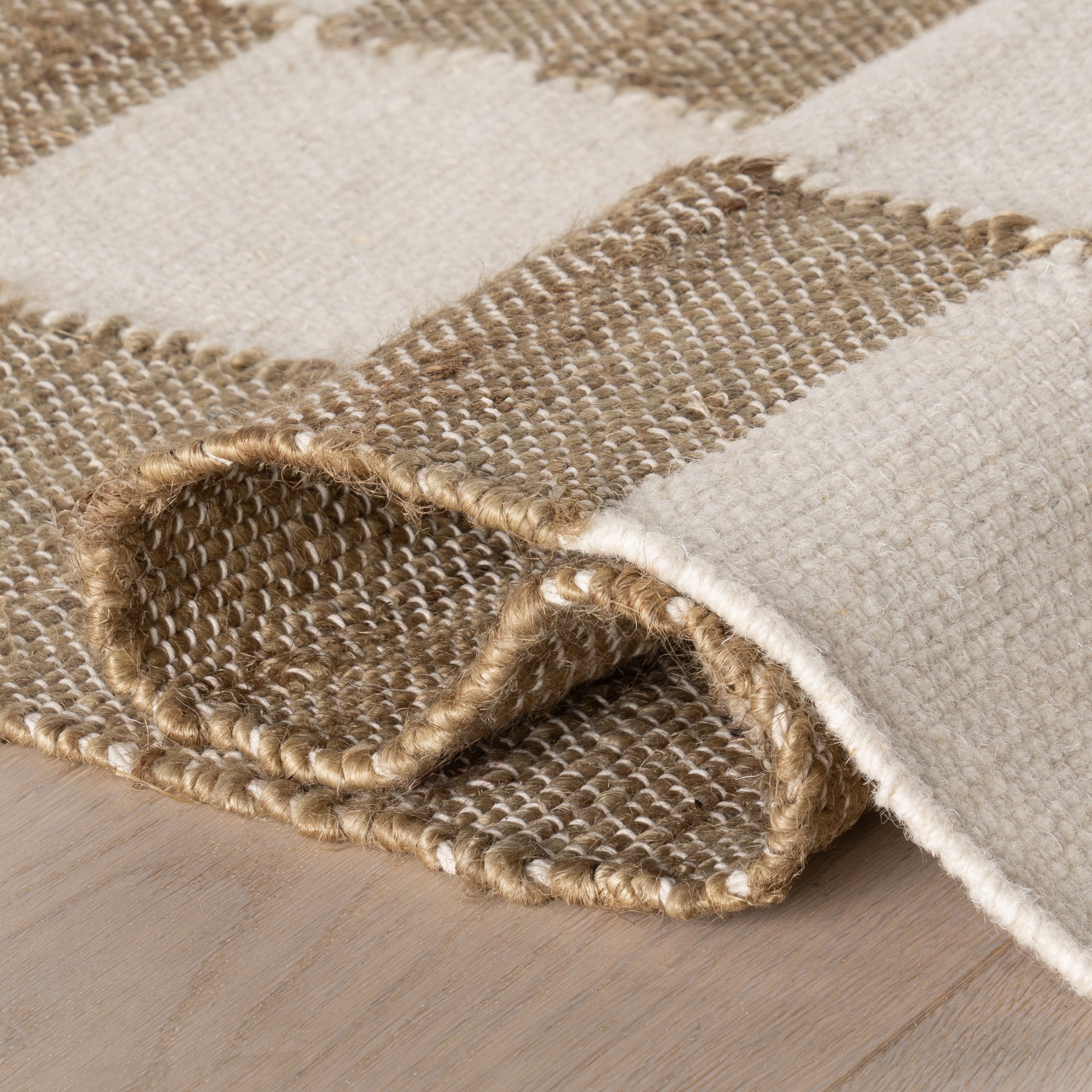 Nuloom Avenelle Jute Modern Farmhouse Area Rug - Image 4