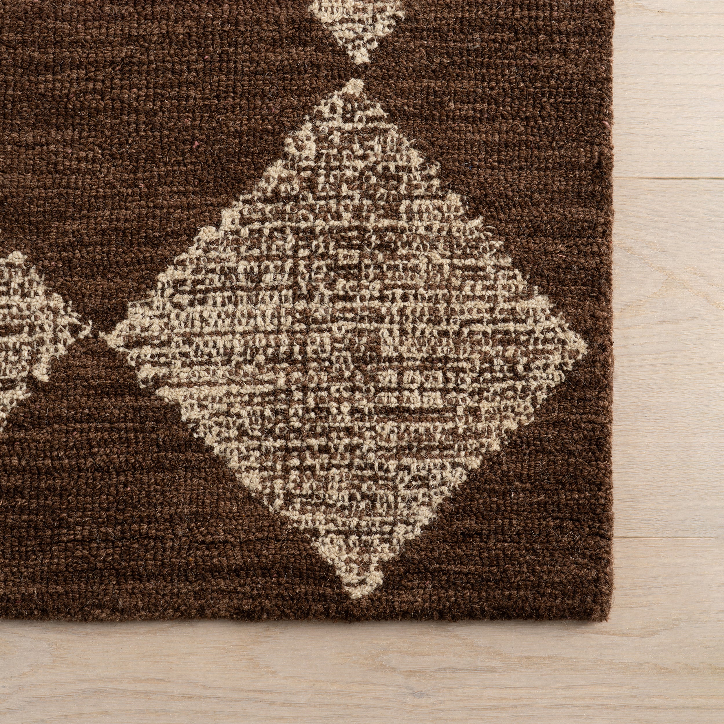Nuloom Nivora Tufted Diamond Area Rug - Image 13