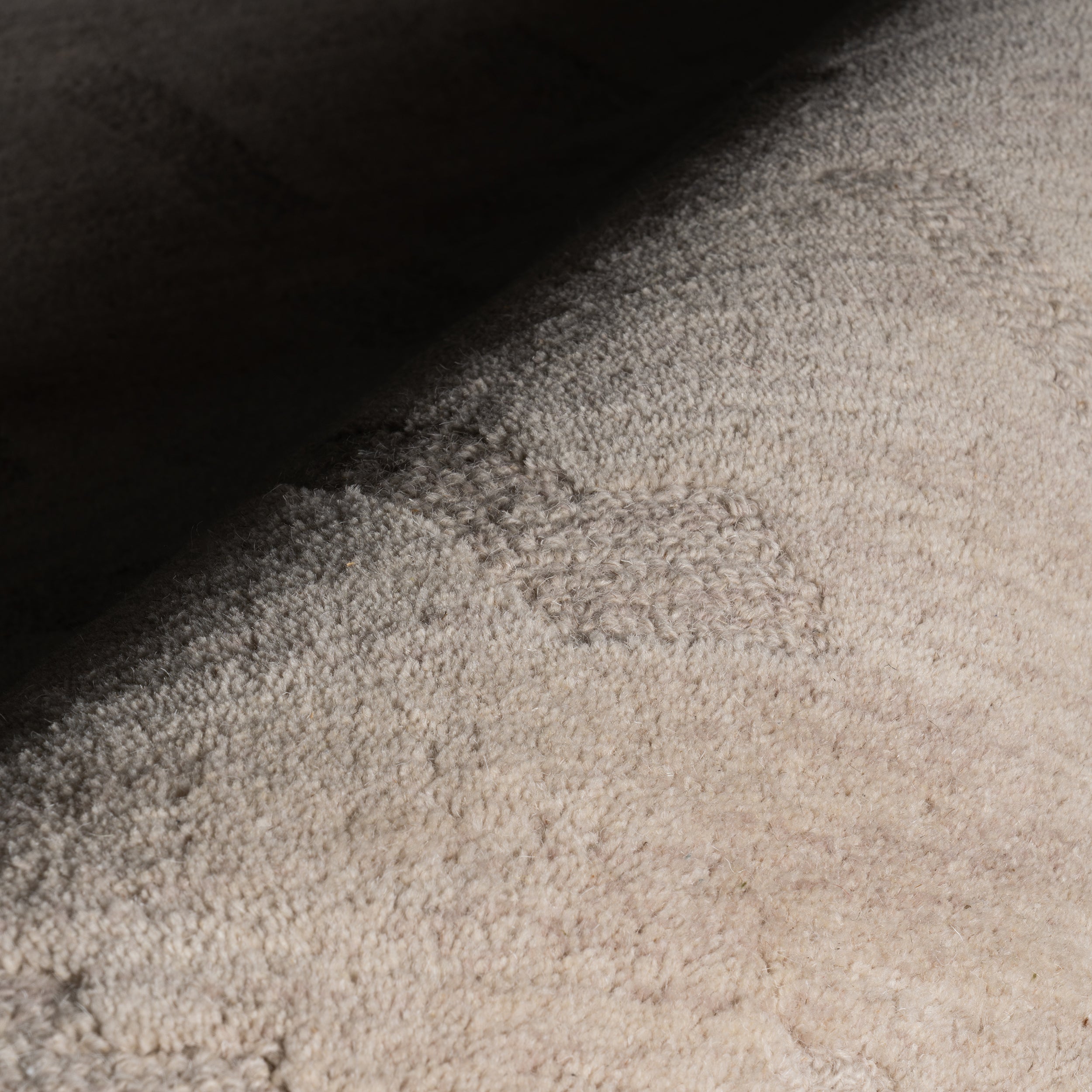 Nuloom Mireille Lune Solid Wool Rug - Image 5