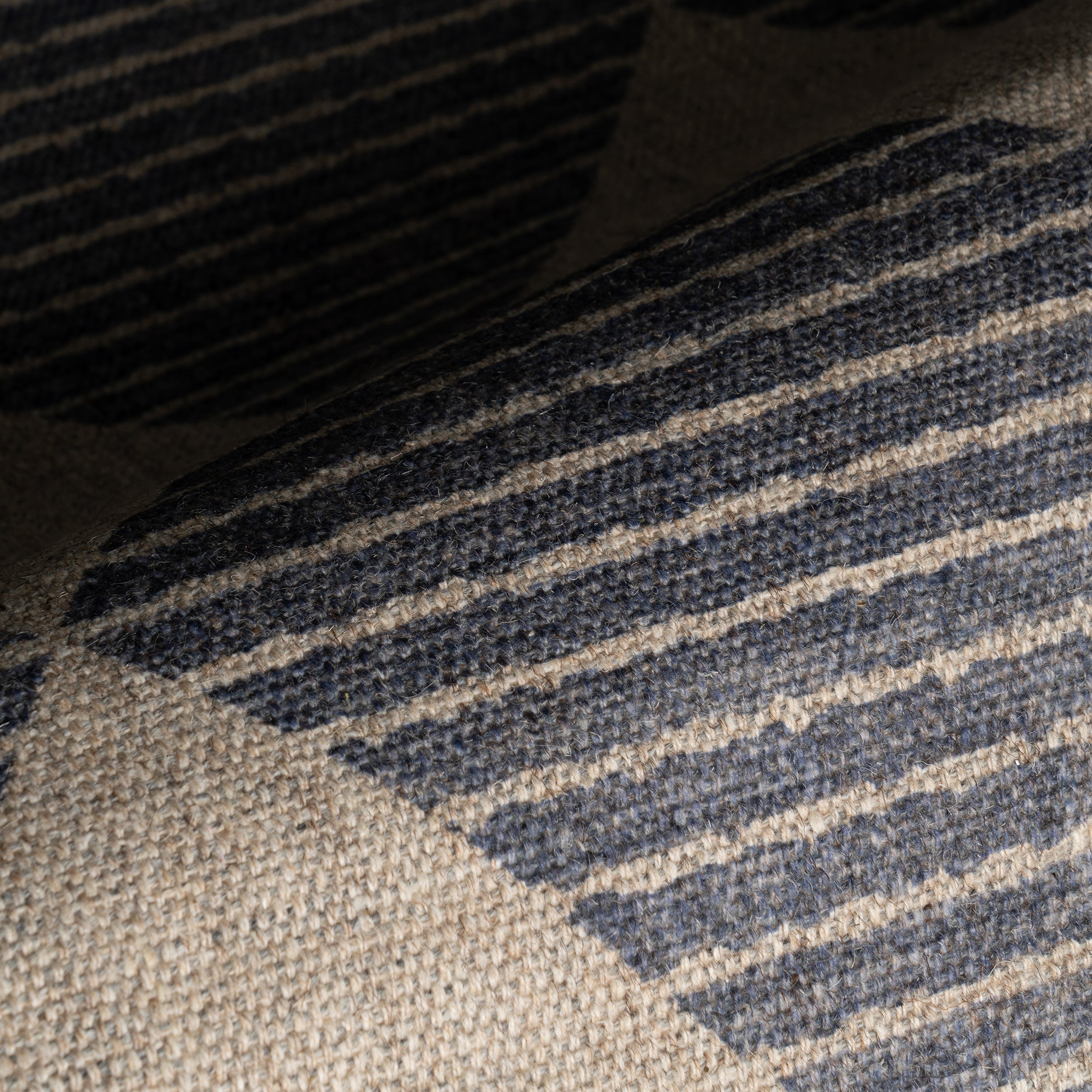 Nuloom Evrina Vintage Washable Area Rug - Image 5