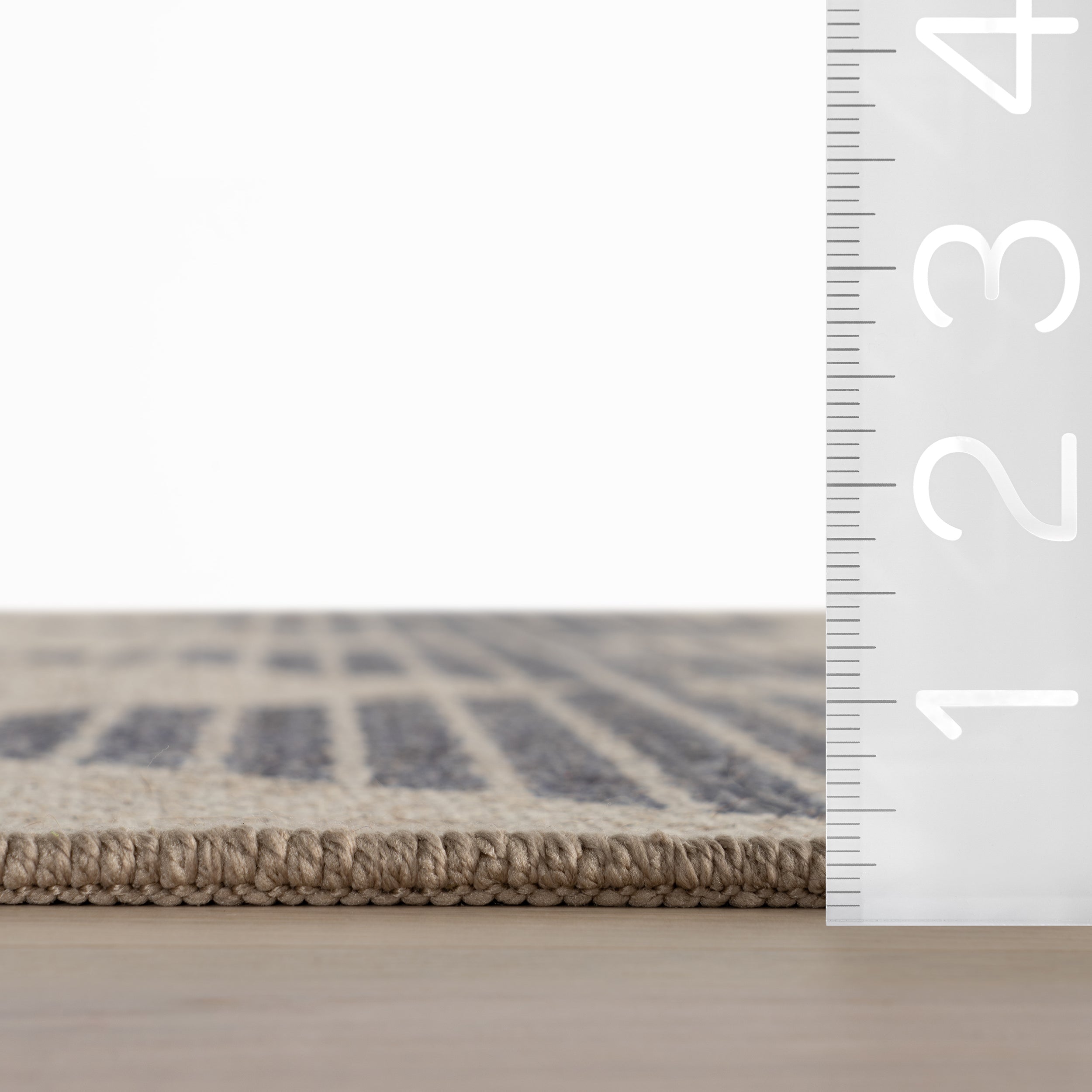 Nuloom Evrina Vintage Washable Area Rug - Image 3