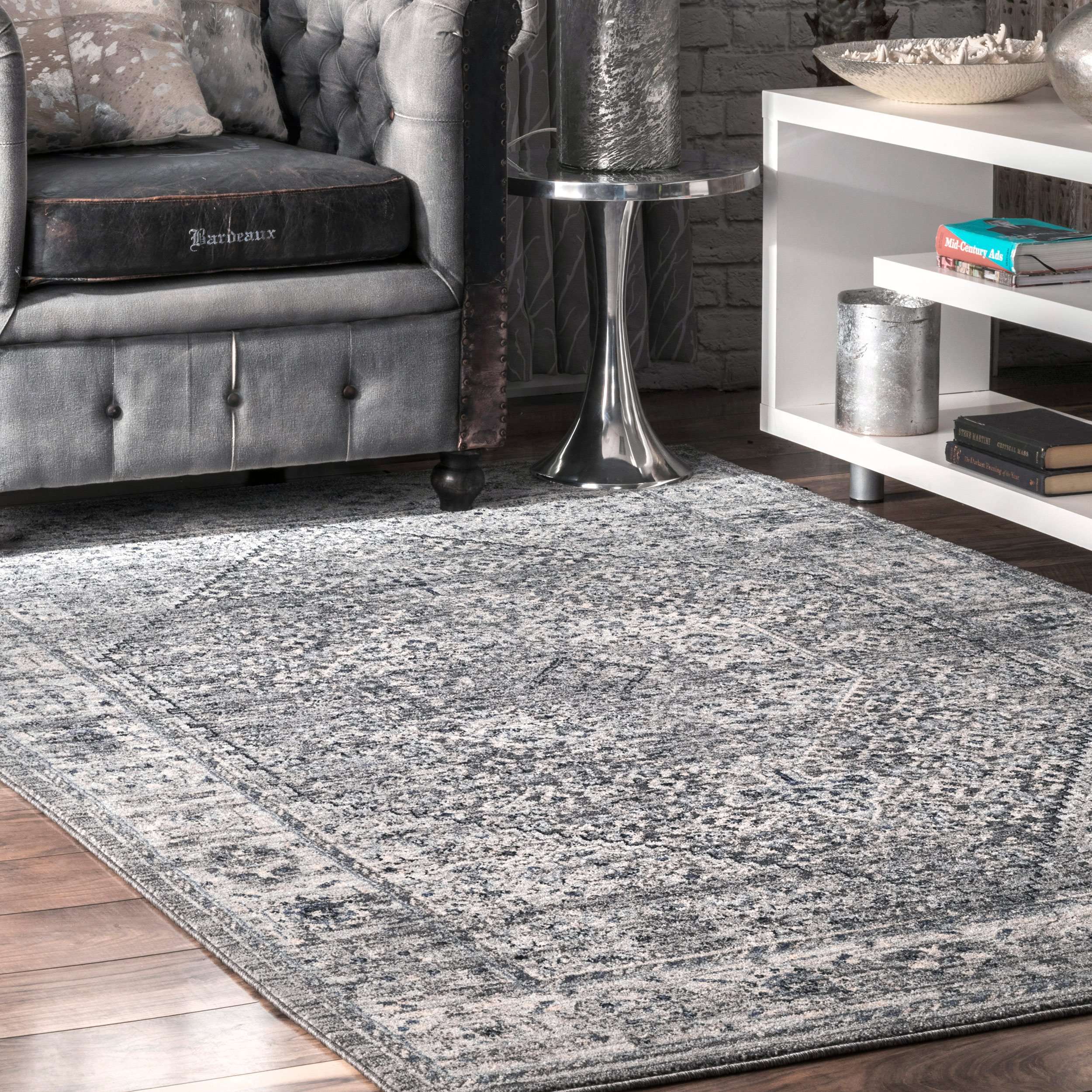 Vintage Medallion Doris Area Rug - Image 2