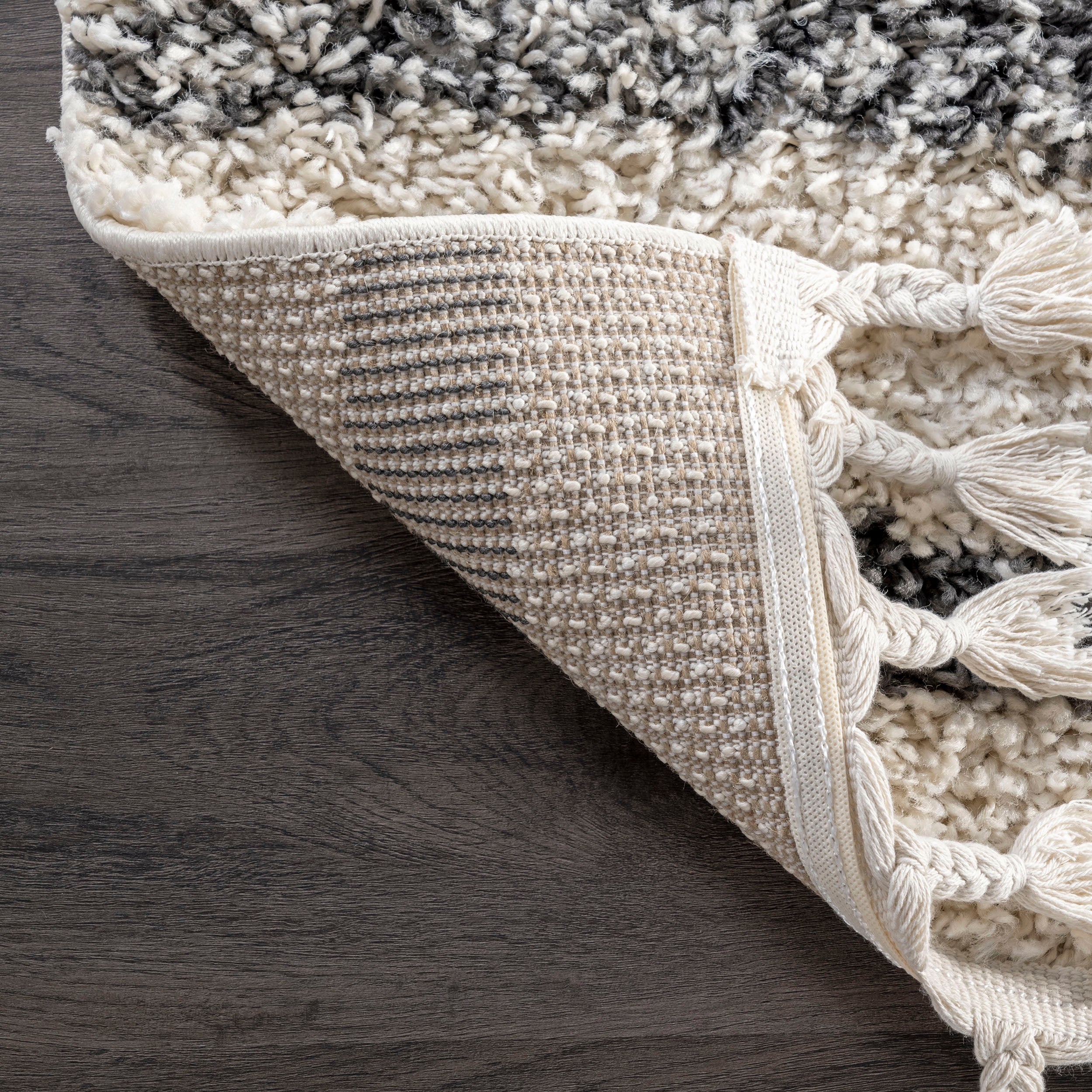 Kiera Moroccan Diamond Tassel Area Rug - Image 7