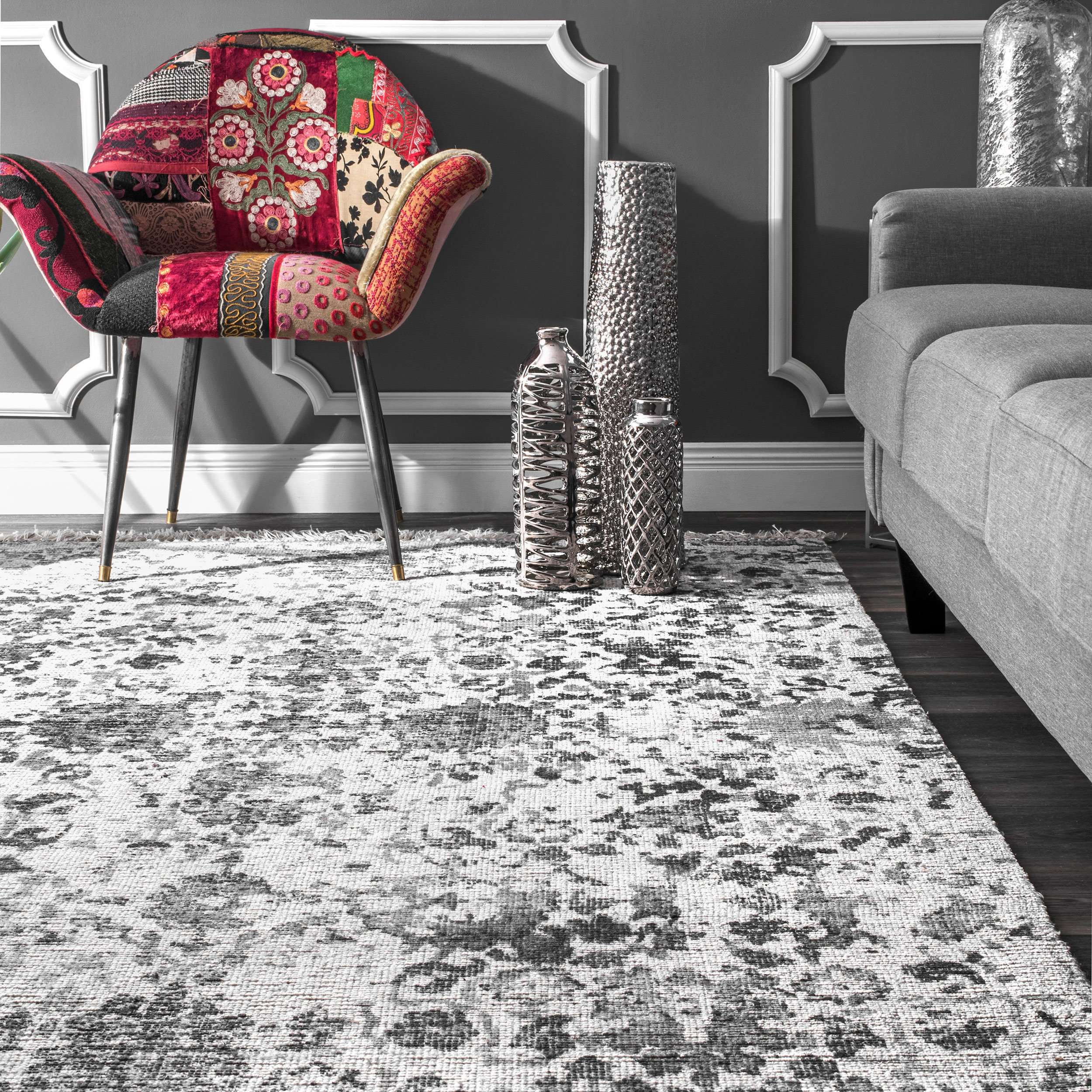 Vintage Ezra Fringe Area Rug - Image 5