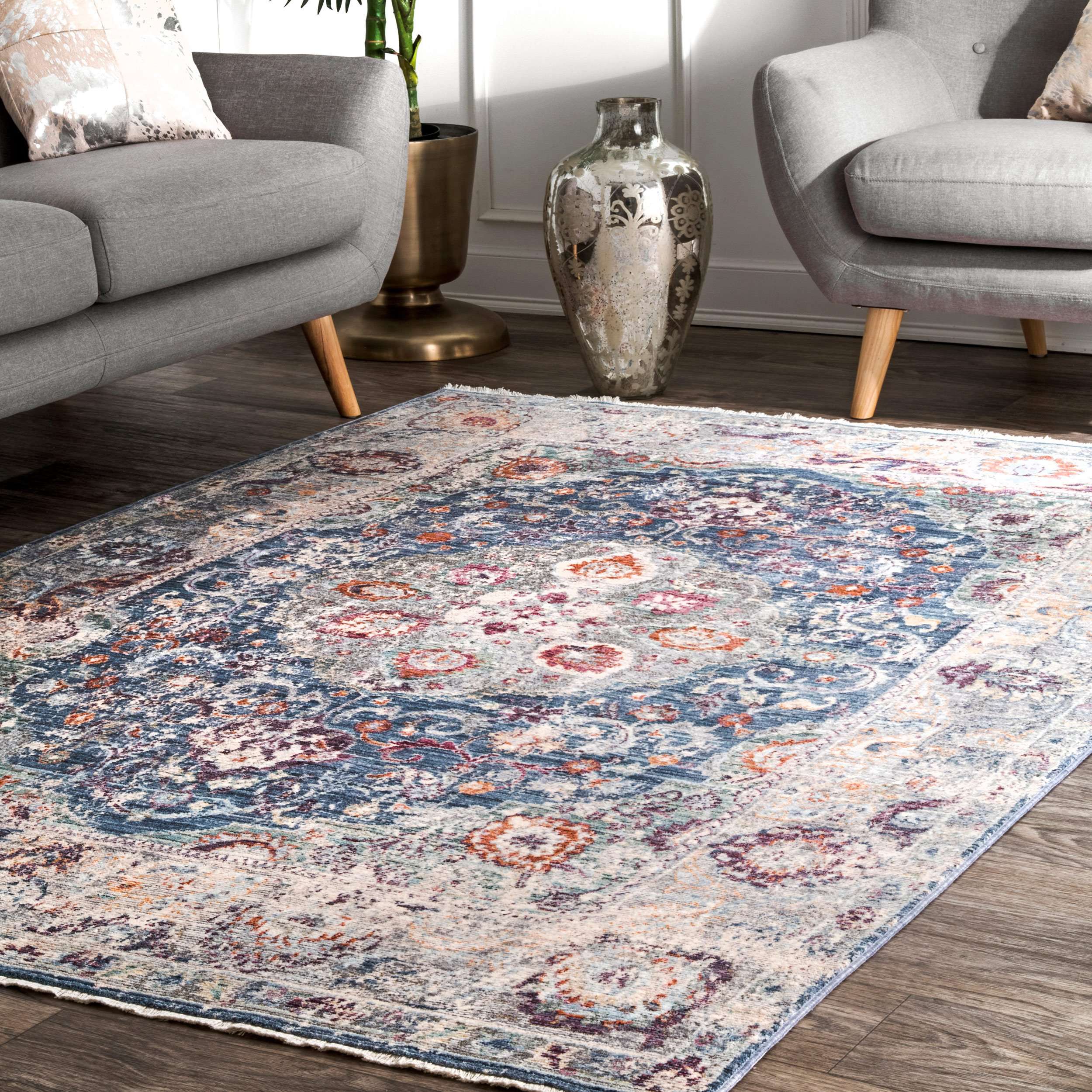 Vintage Glynn Medallion Fringe Area Rug - Image 2