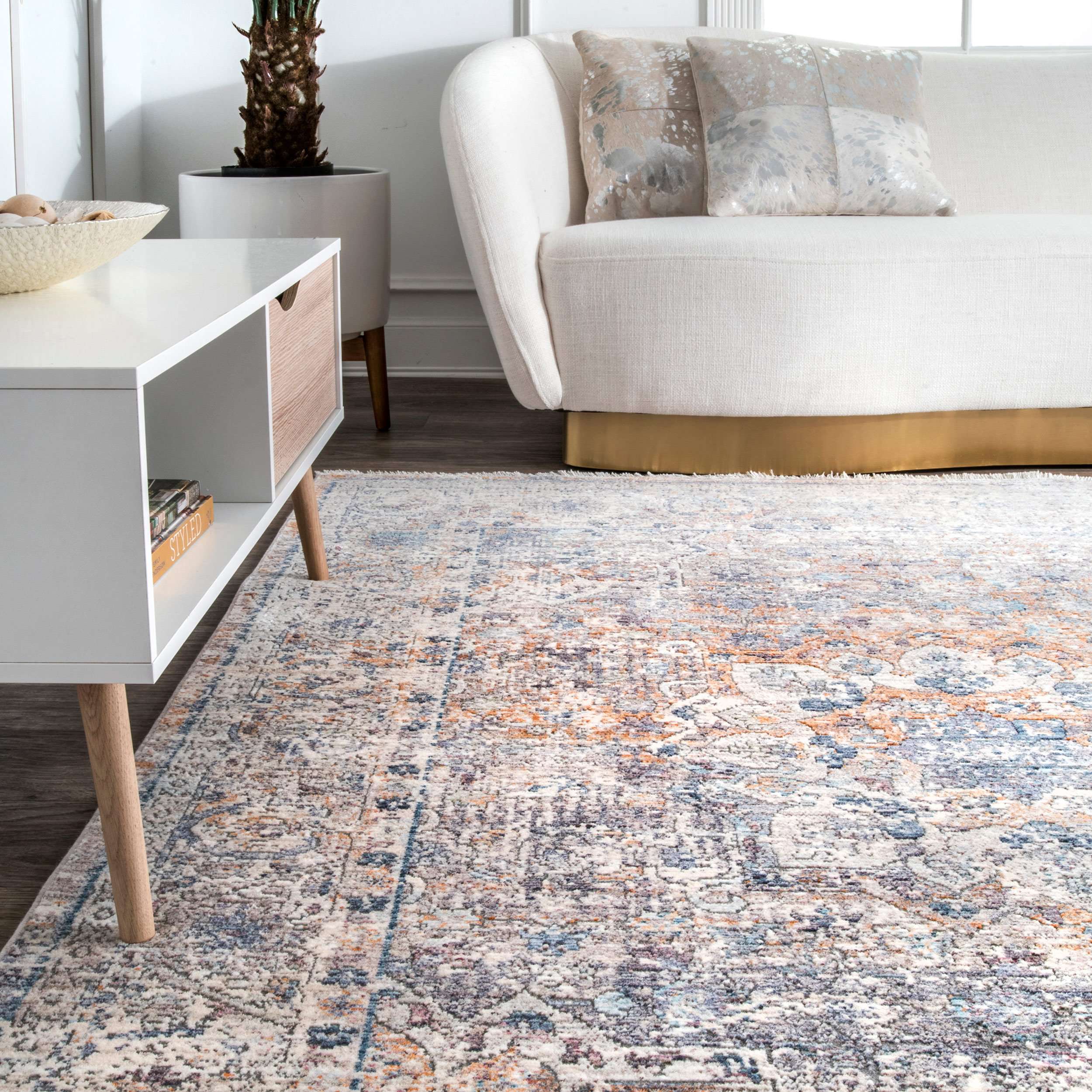 Vintage Toni Medallion Fringe Area Rug - Image 5