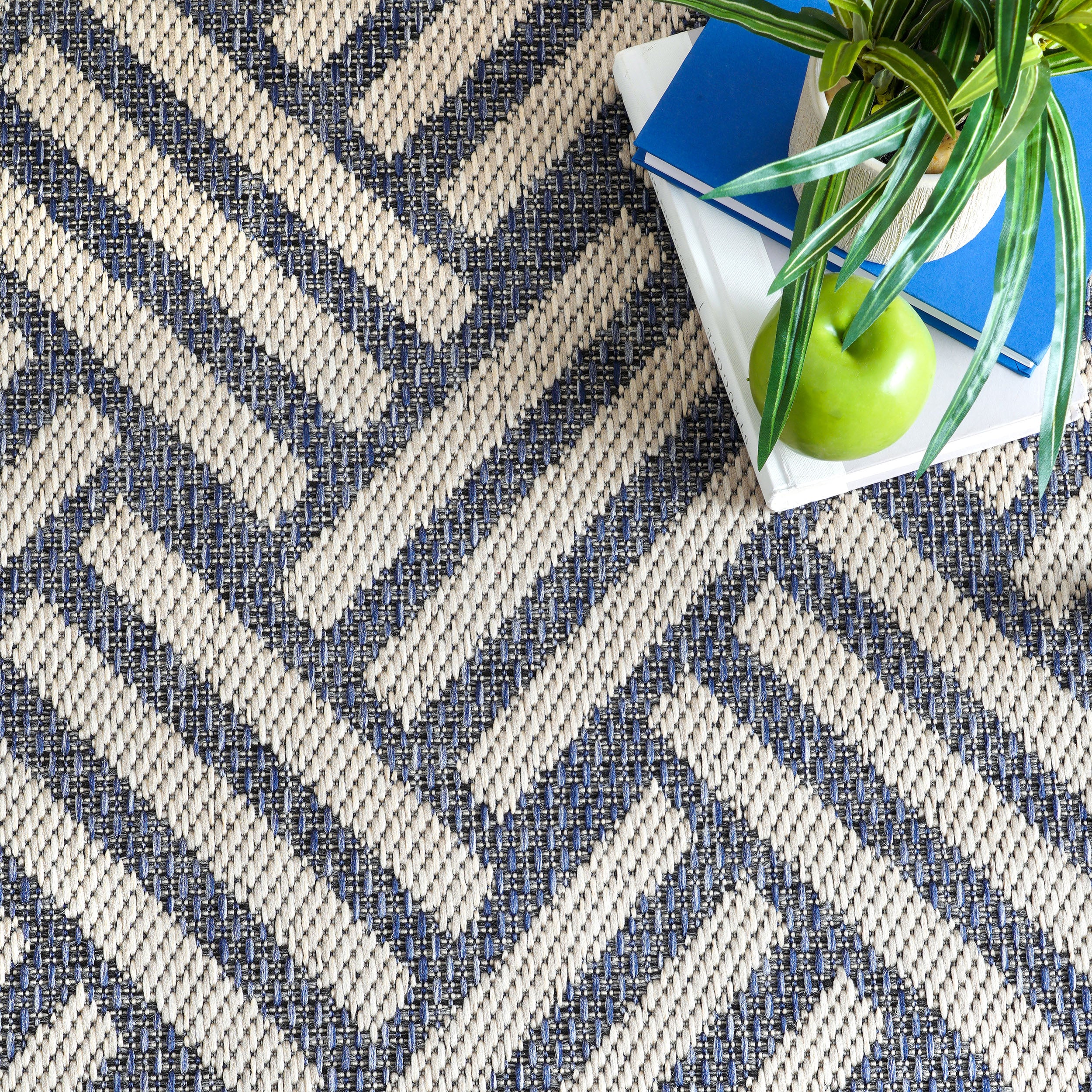 Wynter Homely Herringbone Indoor/Outdoor Area Rug - Image 4