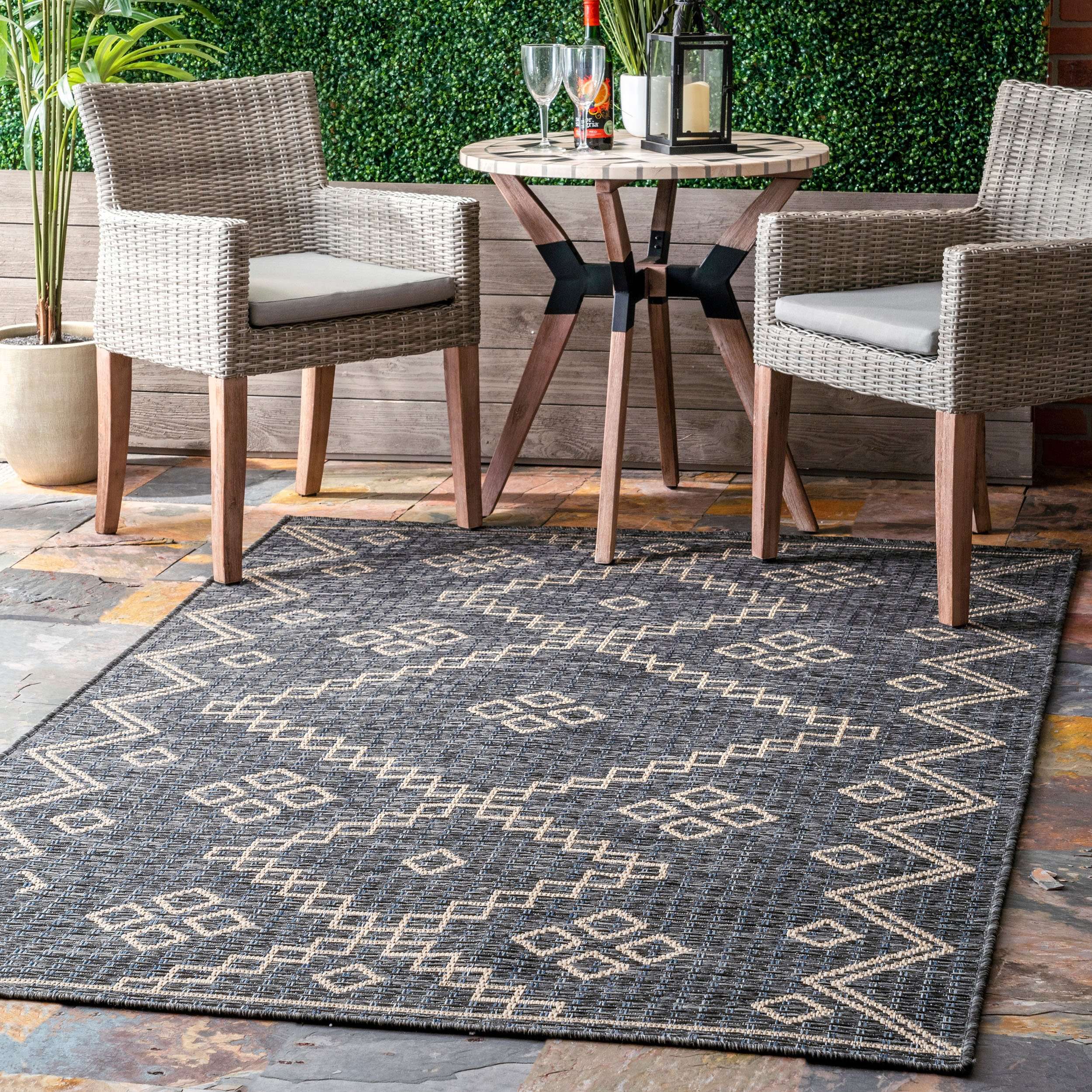Julieta Diamonded Helix Indoor/Outdoor Area Rug - Image 2
