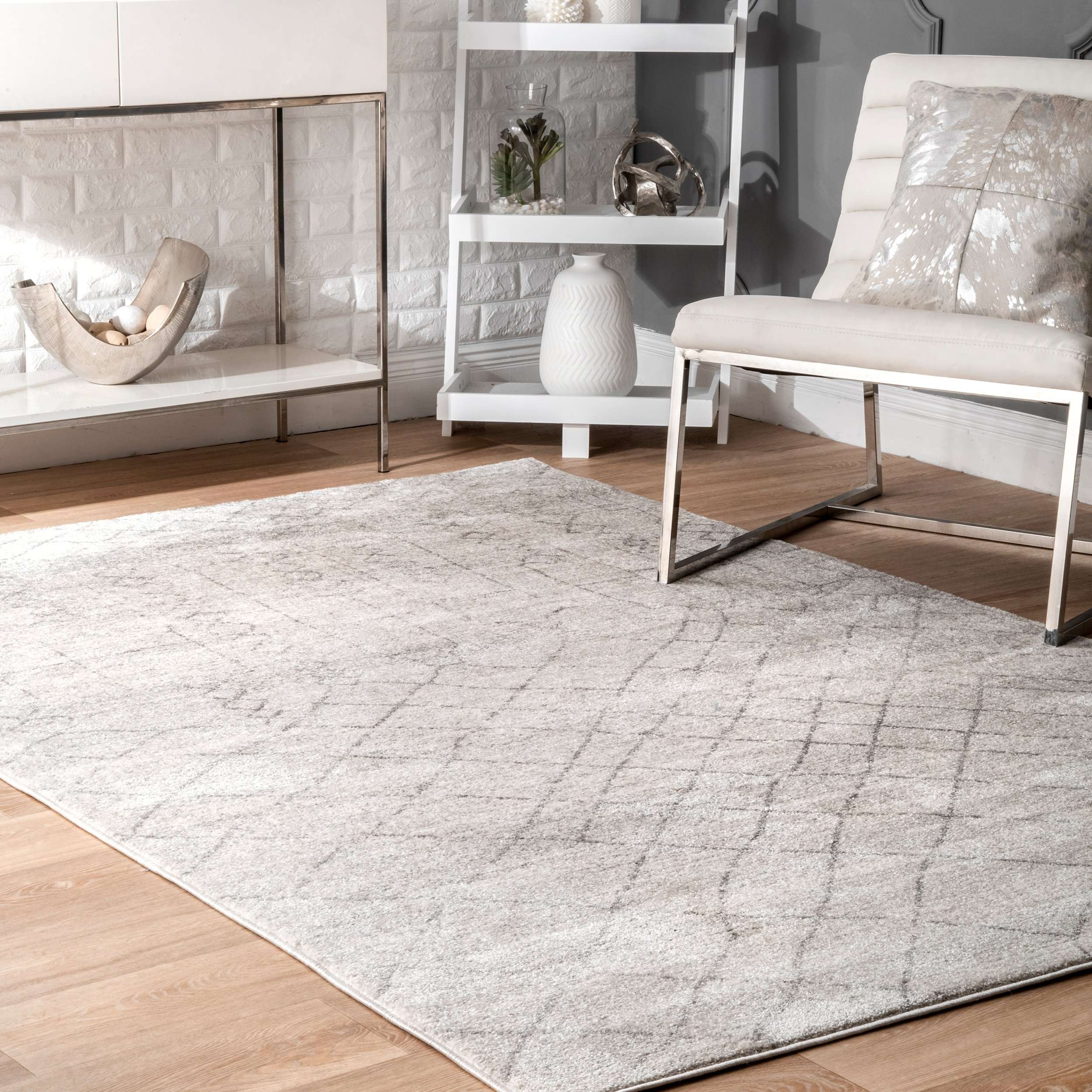 Mariah Trellis Area Rug - Image 2