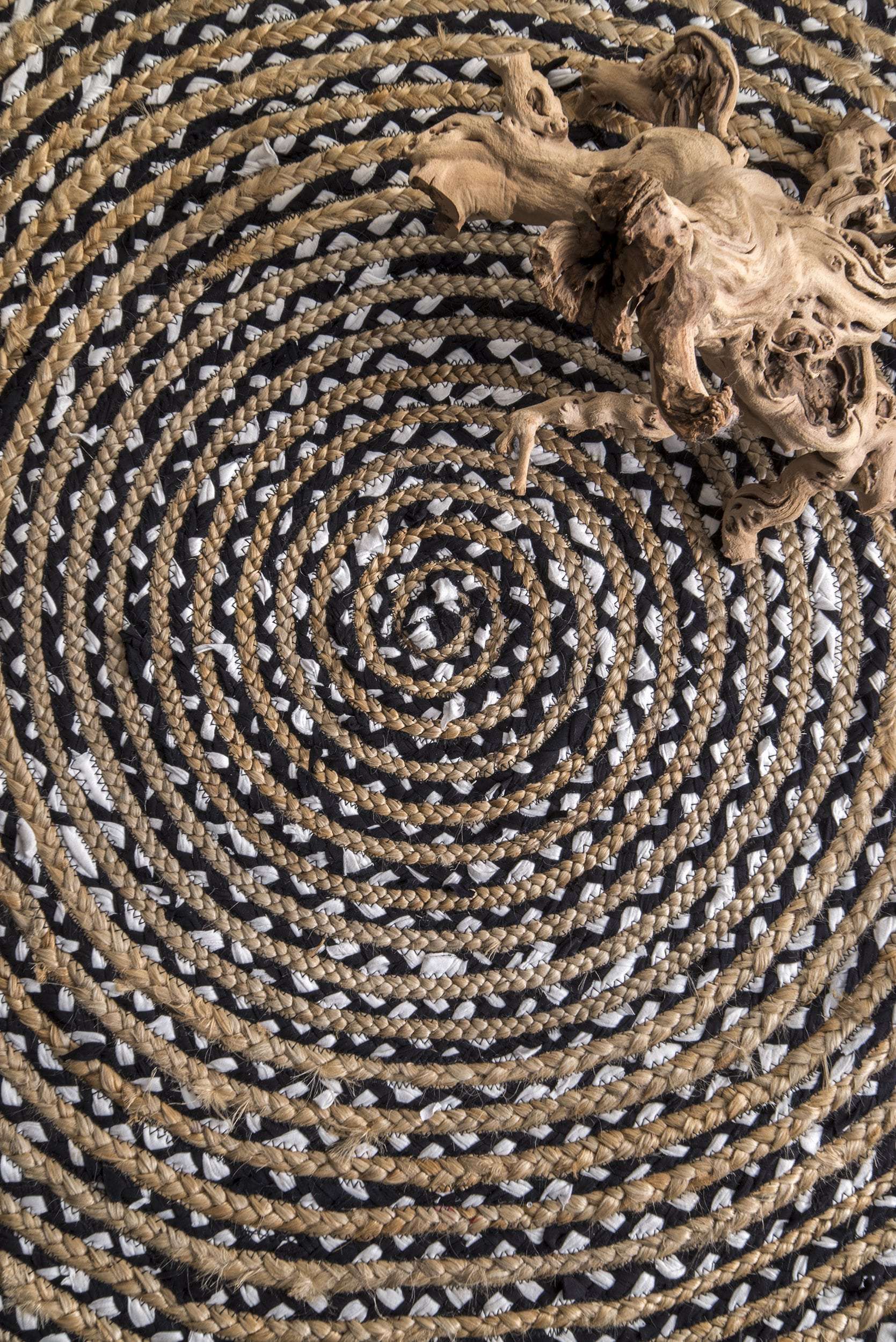 Glinda Natural Fiber Rug - Image 3