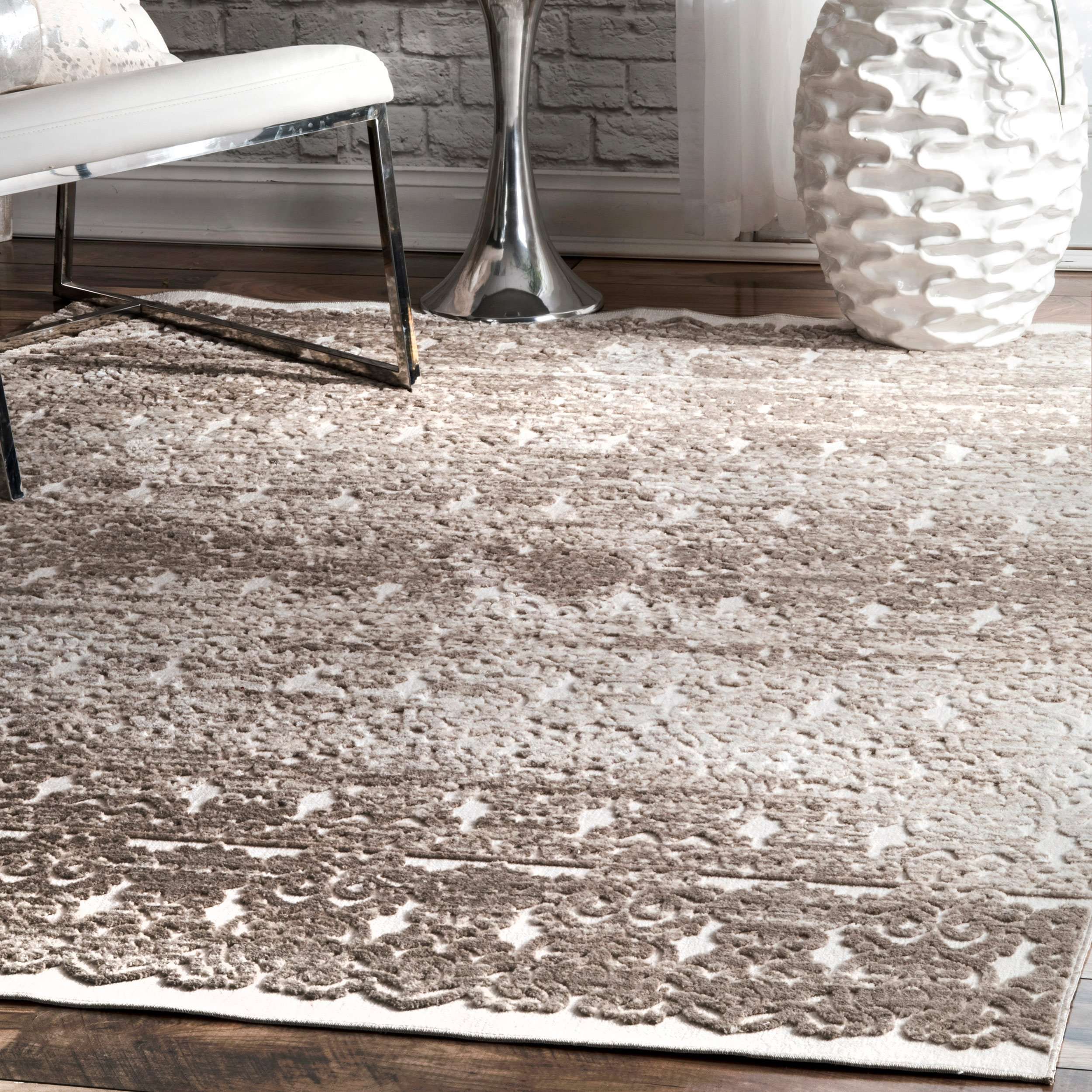 Contemporary Carla Floral Area Rug - Image 2