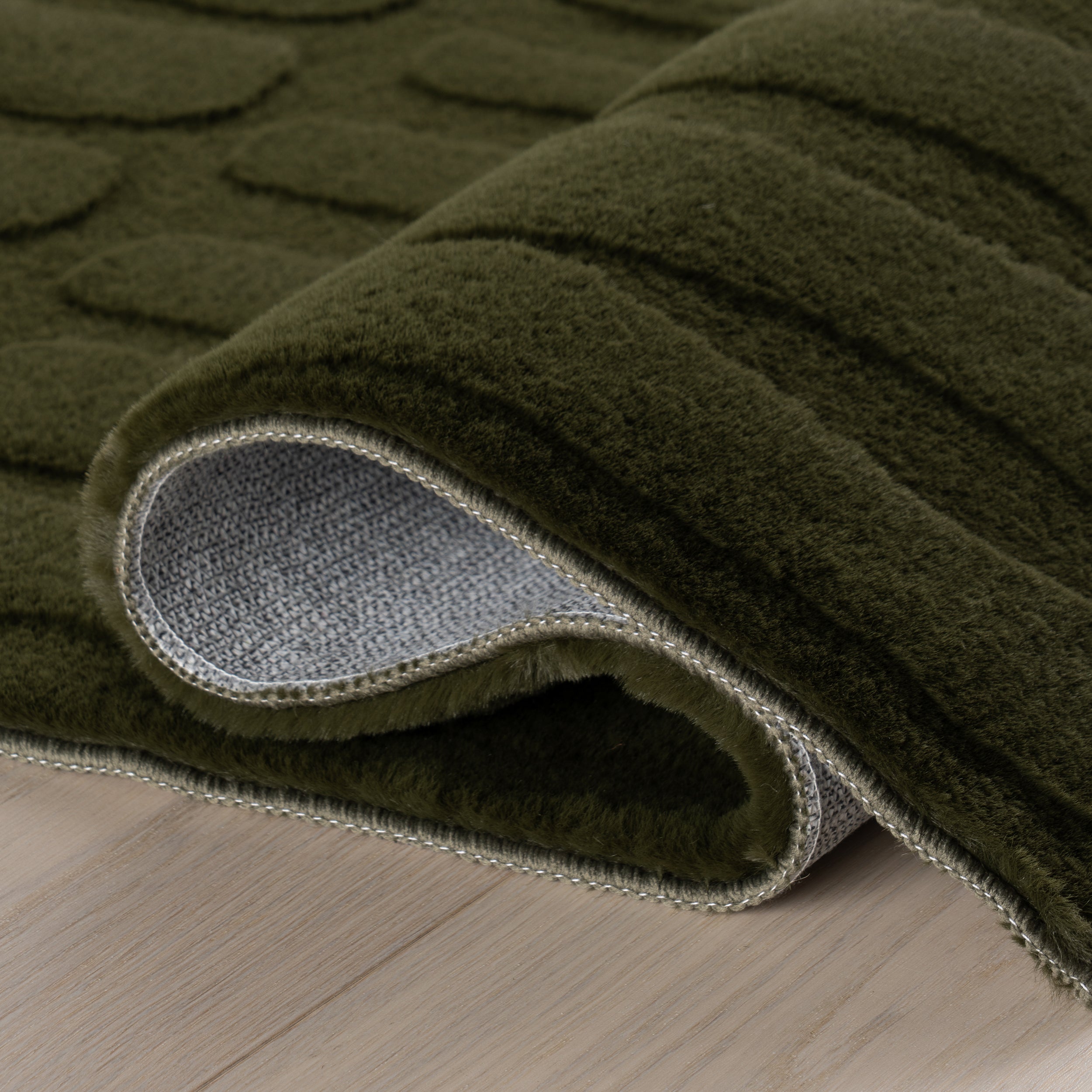 Nuloom Tavina Solid Cloud Washable Area Rug - Image 4