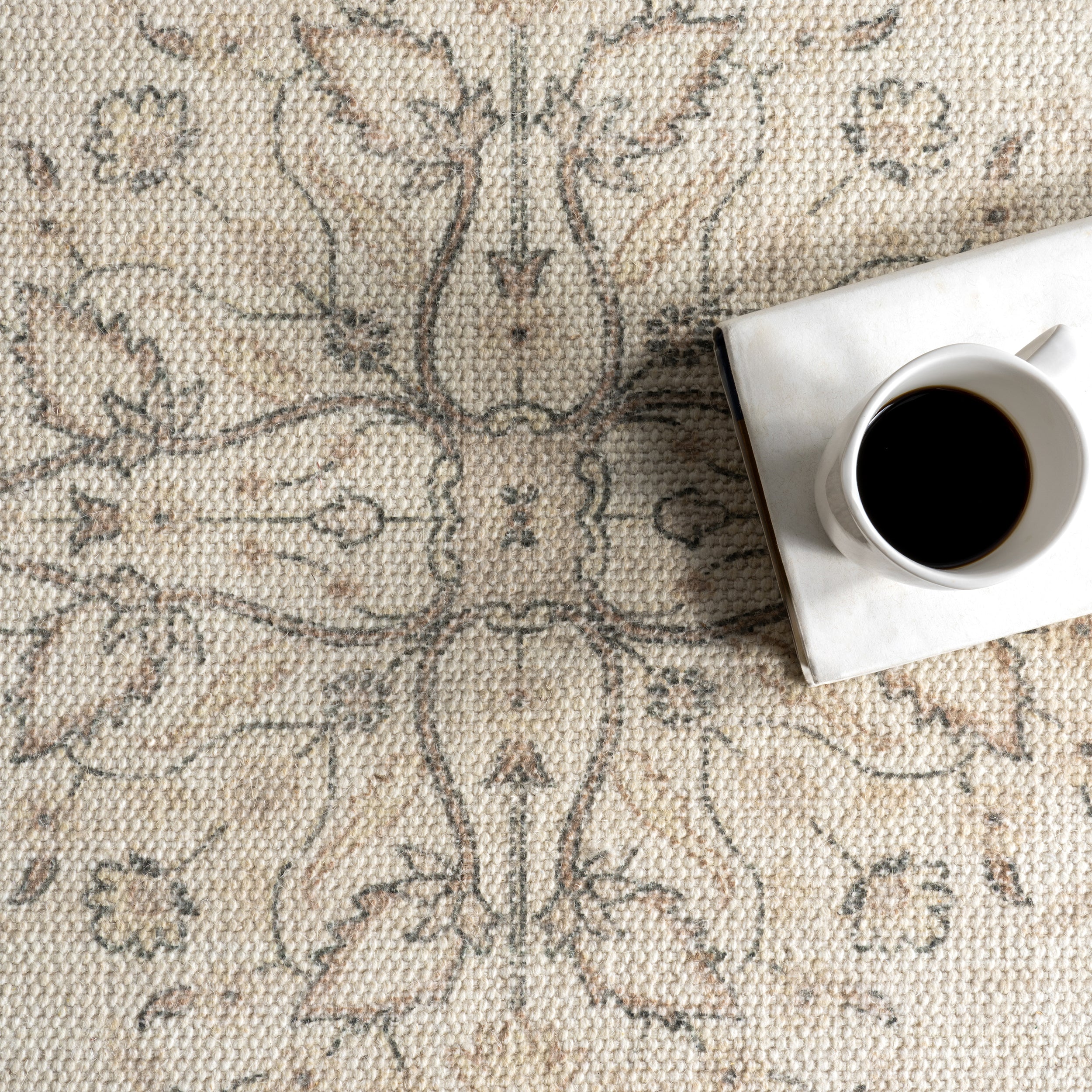 Princesa Medallion Wool and Cotton Area Rug - Image 7