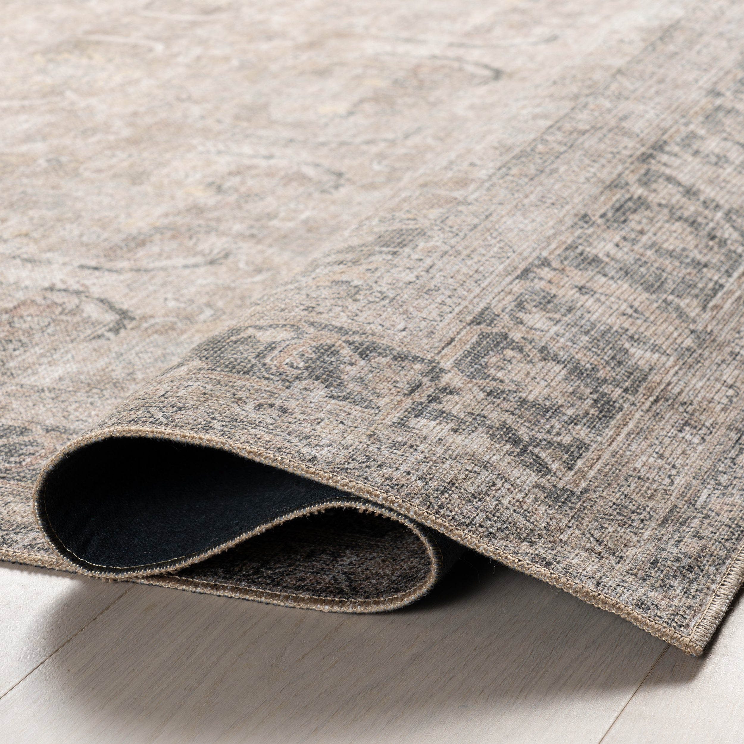 Nuloom Hillstone Collection Traditional Vintage Medallion Area Rug - Image 4