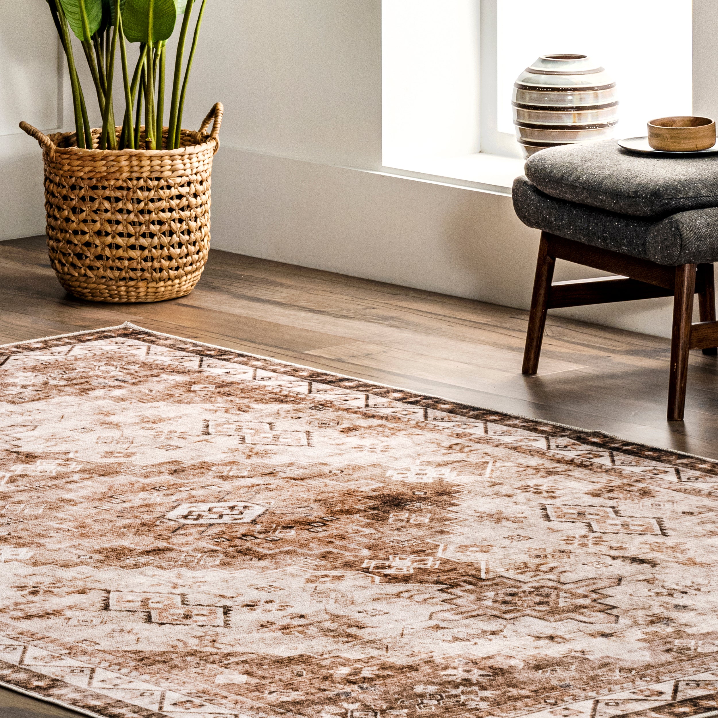 Jessamine Geometric Machine Washable Area Rug - Image 5