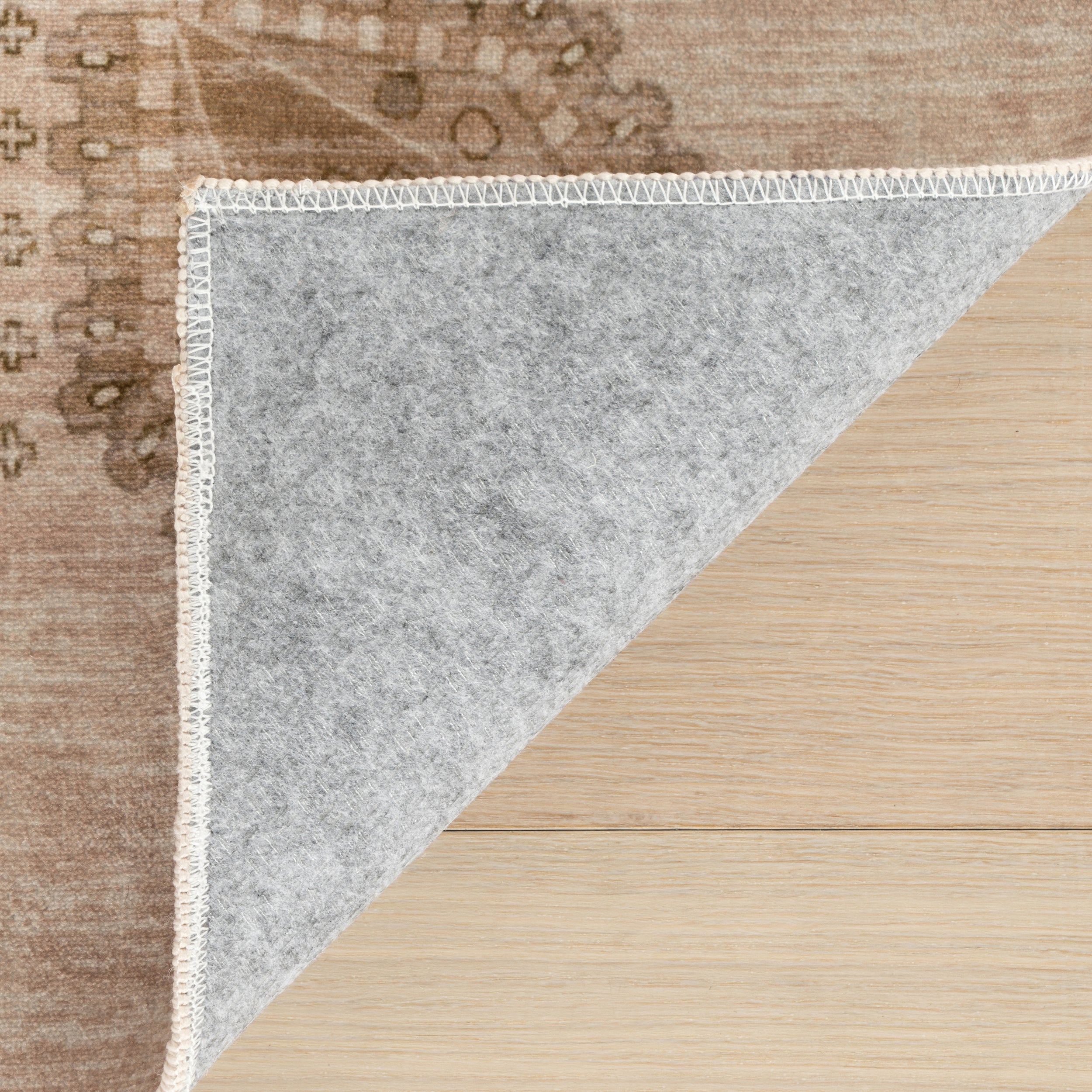 Nuloom Sorrelle Bordered Washable Rug - Image 8