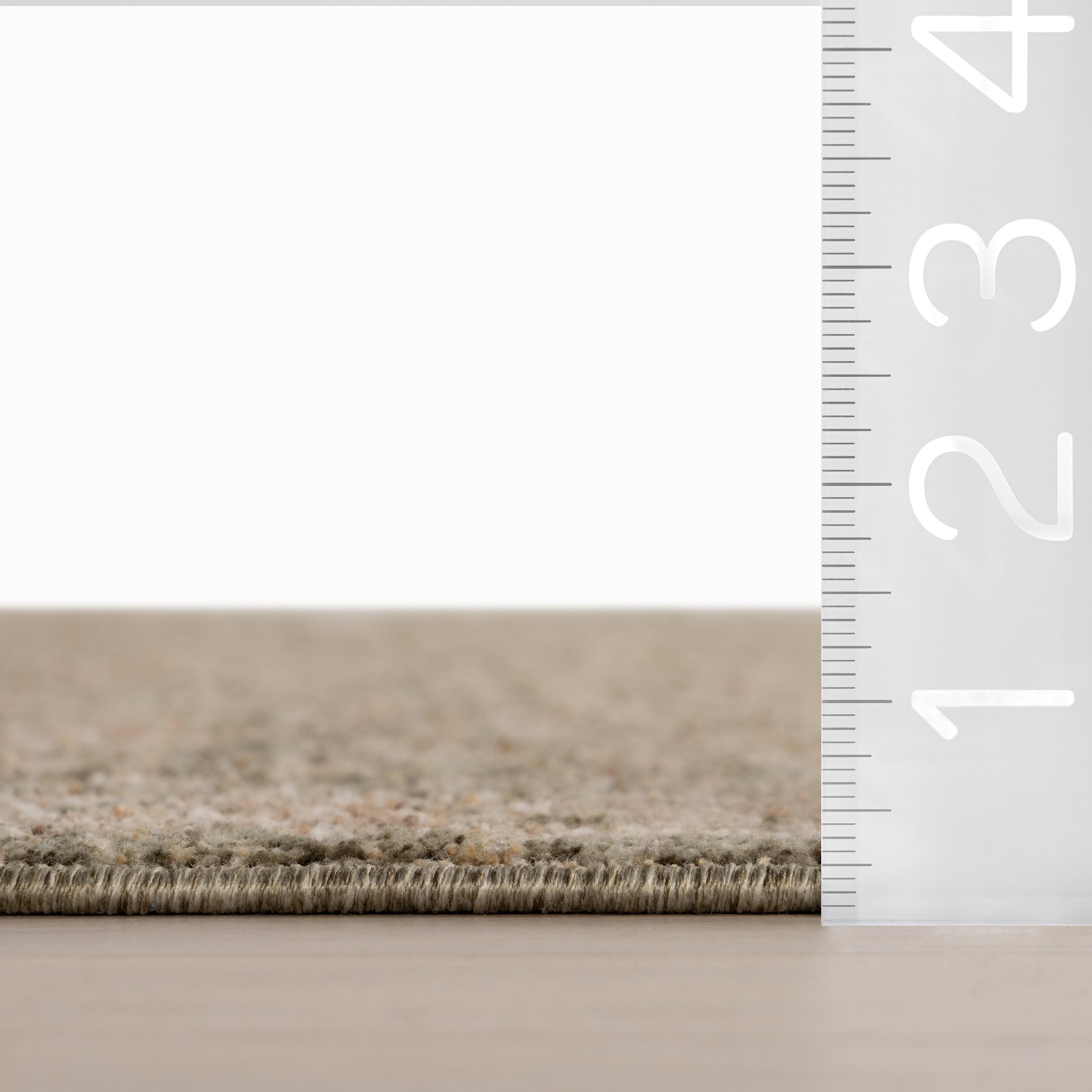 Dahlevia Vintage & Distressed Traditional Area Rug - Image 3