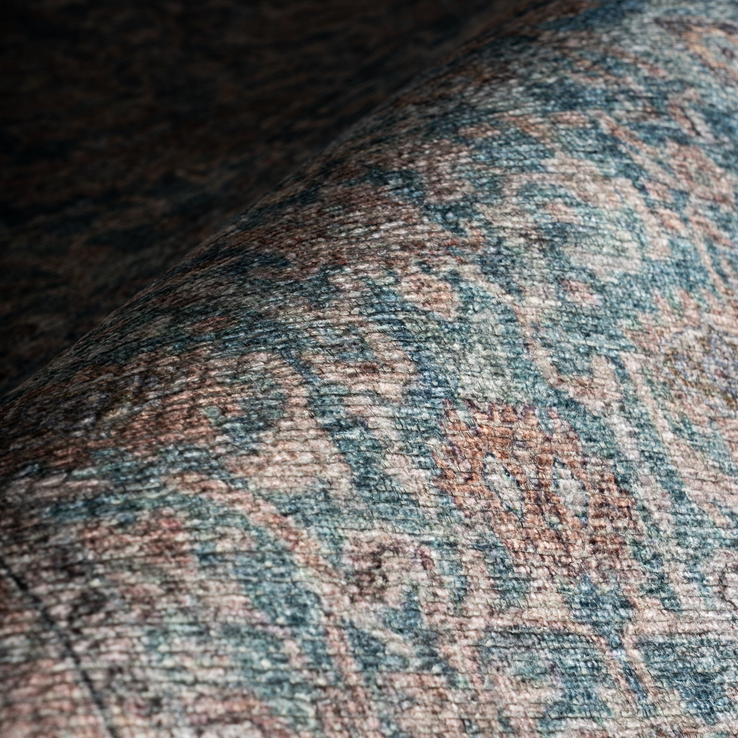 Nerissea Vintage & Distressed Washable Rug - Image 5