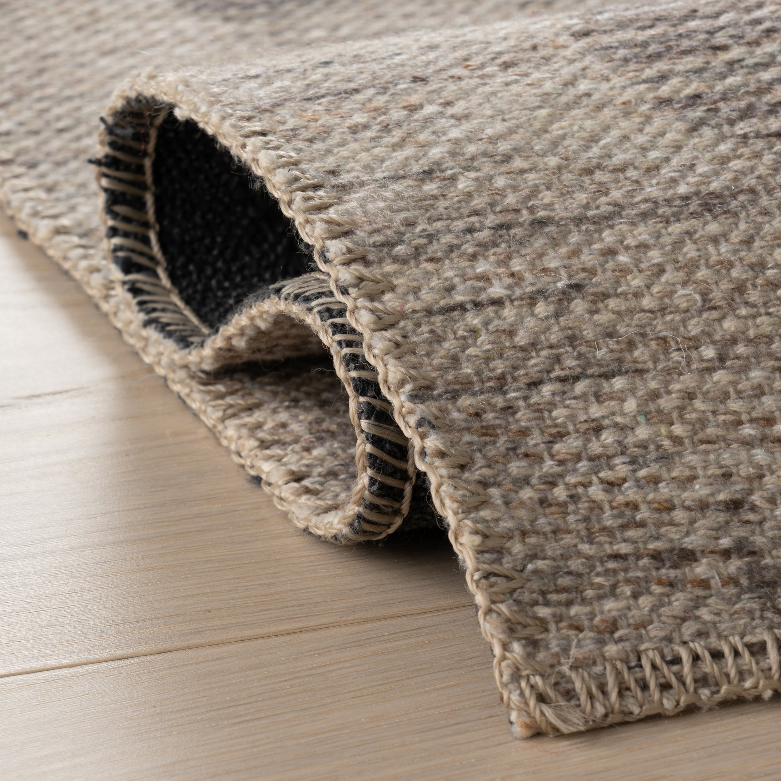Nuloom Joraya Modern Geometric Indoor Washable Area Rug - Image 4
