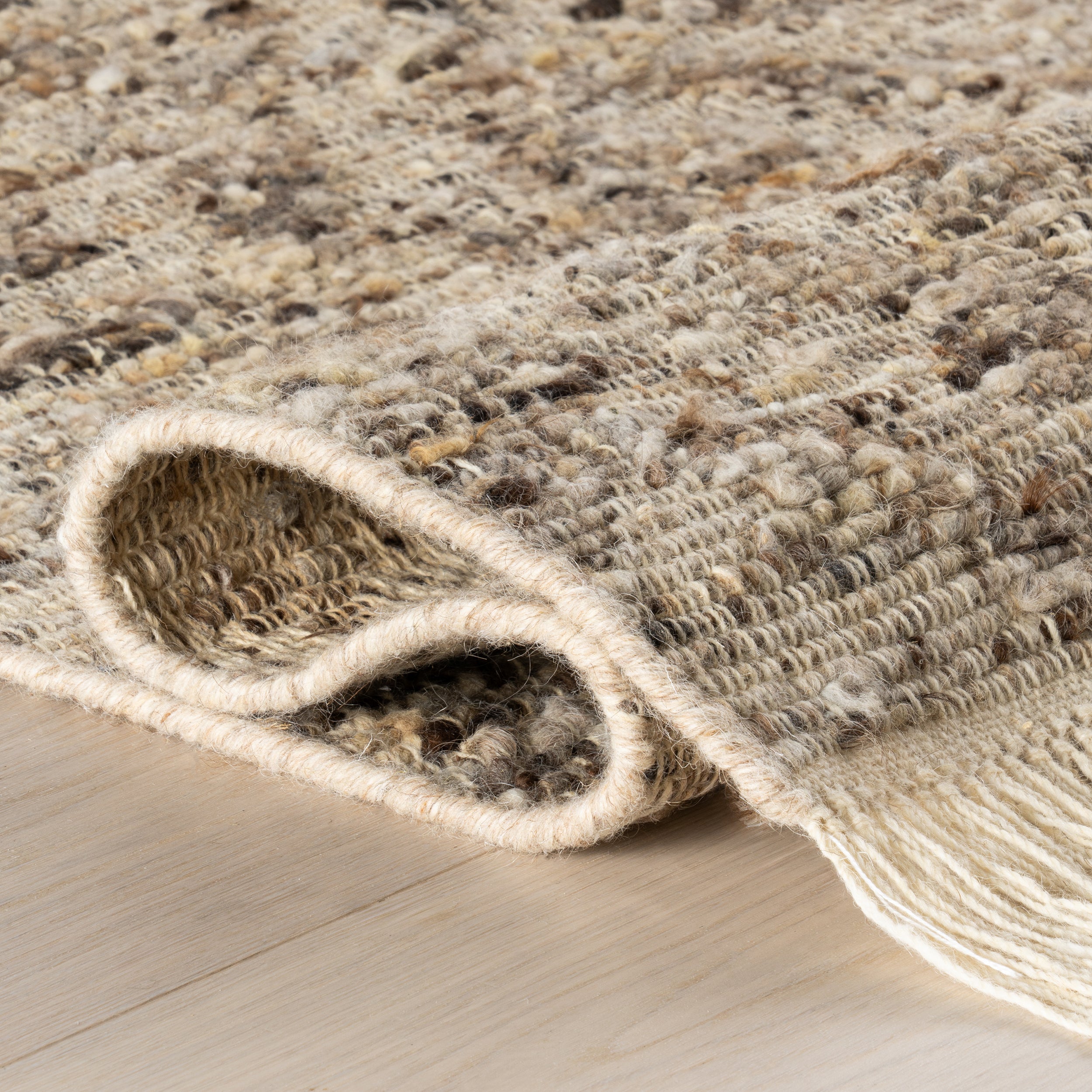 nuLOOM JuJu Diamond Trellis Wool Area Rug - Image 4