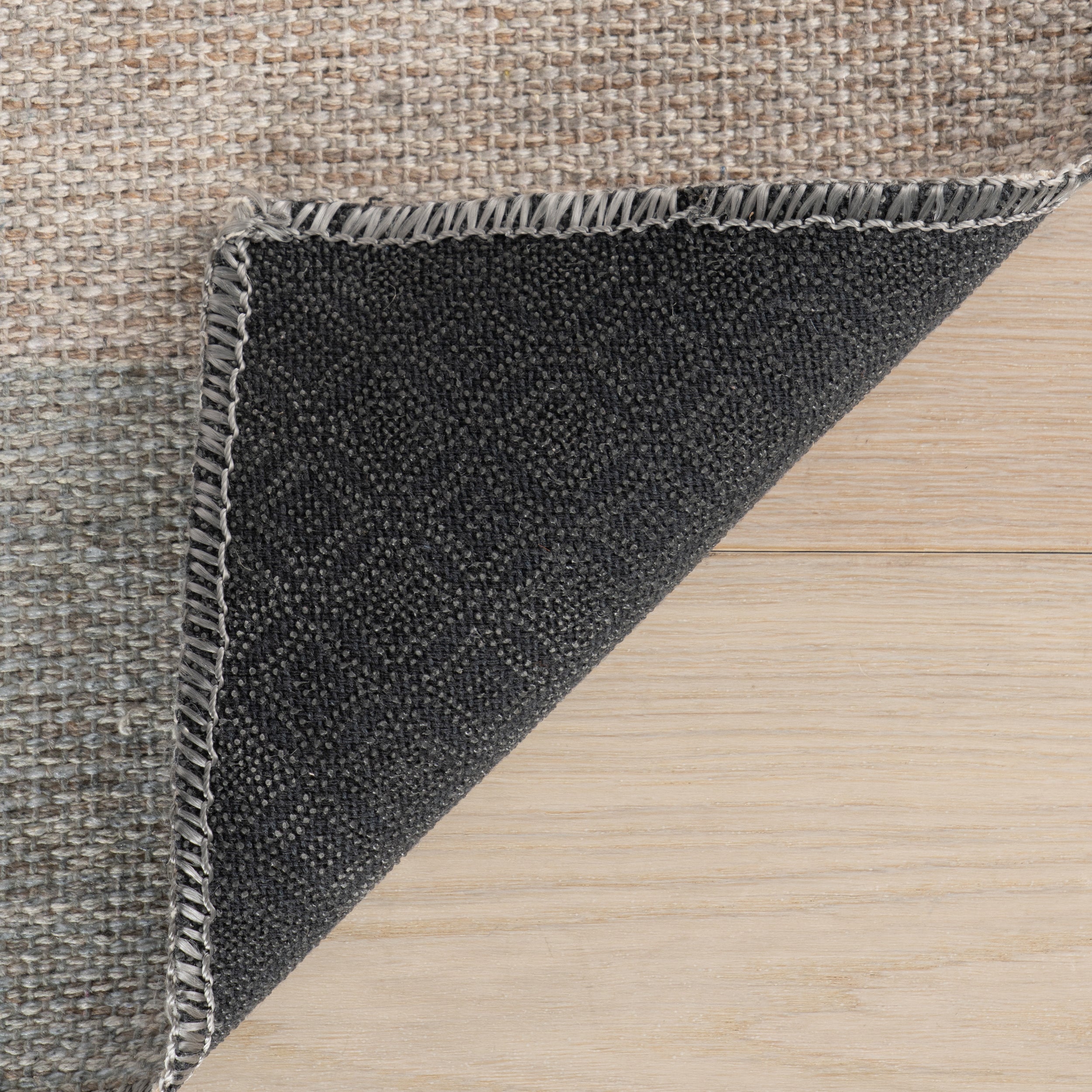 Nuloom Lysara Checkered Washable Rug - Image 7
