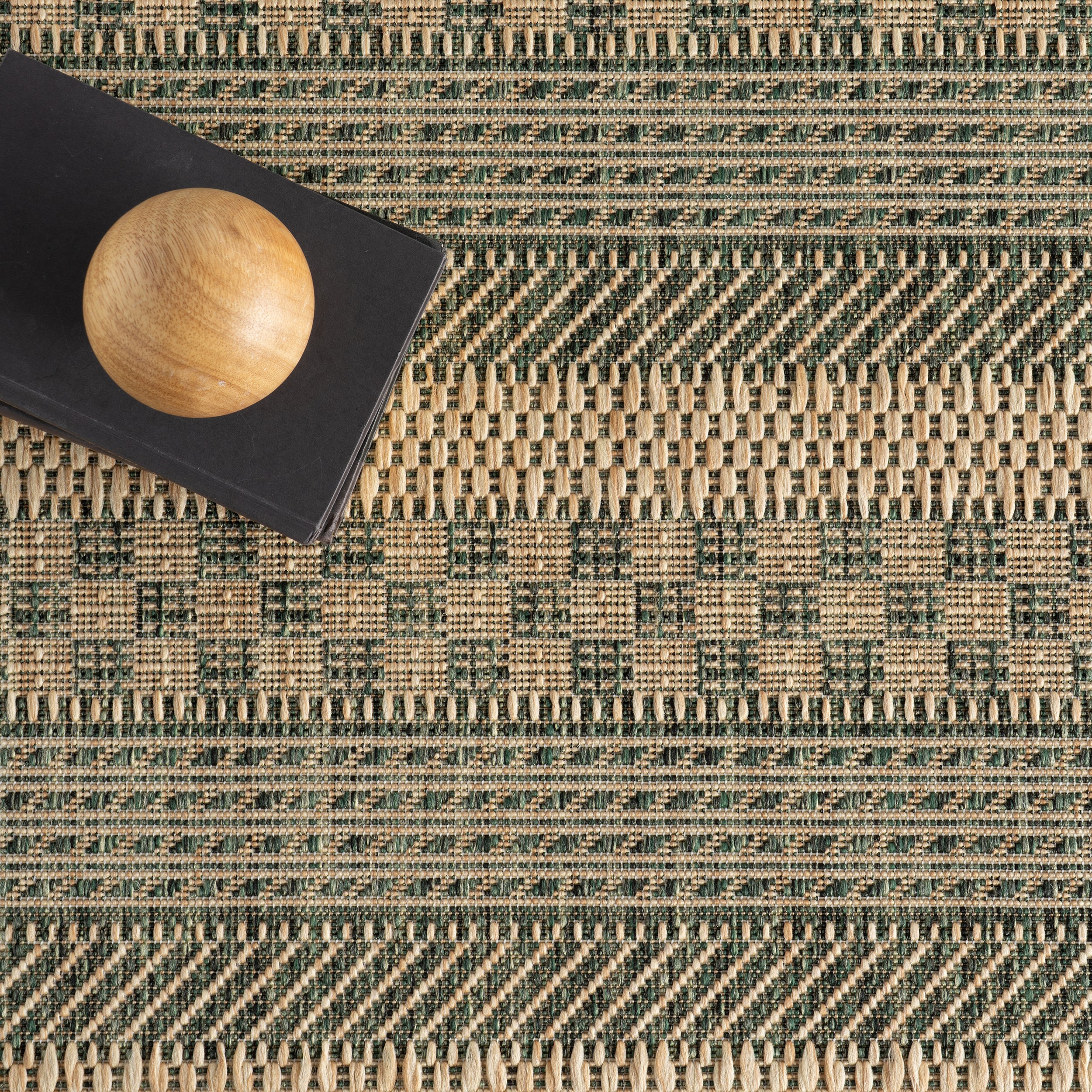 Vail Modern Indoor/Outdoor Area Rug - Image 23
