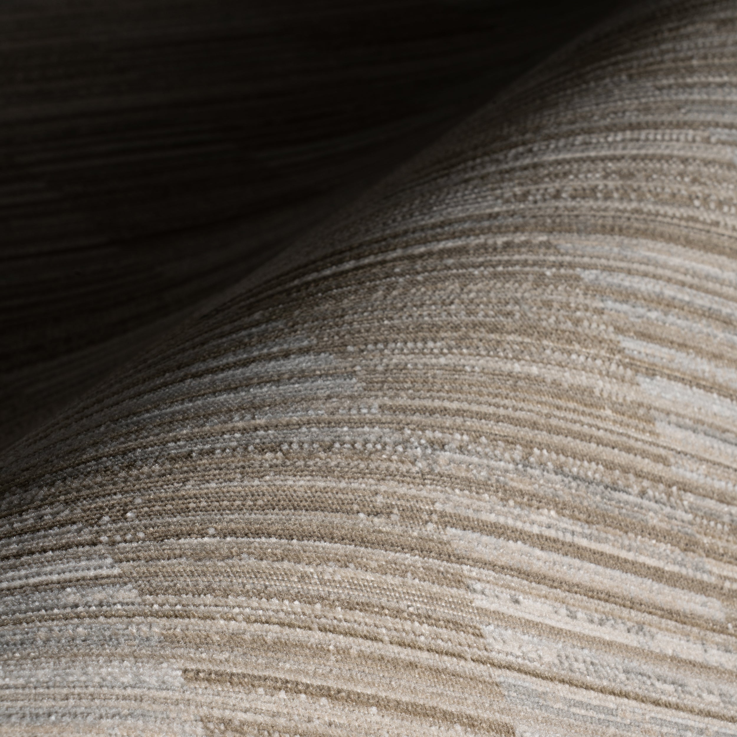 Nuloom Novirae Modern Woven Striped Washable Rug - Image 5