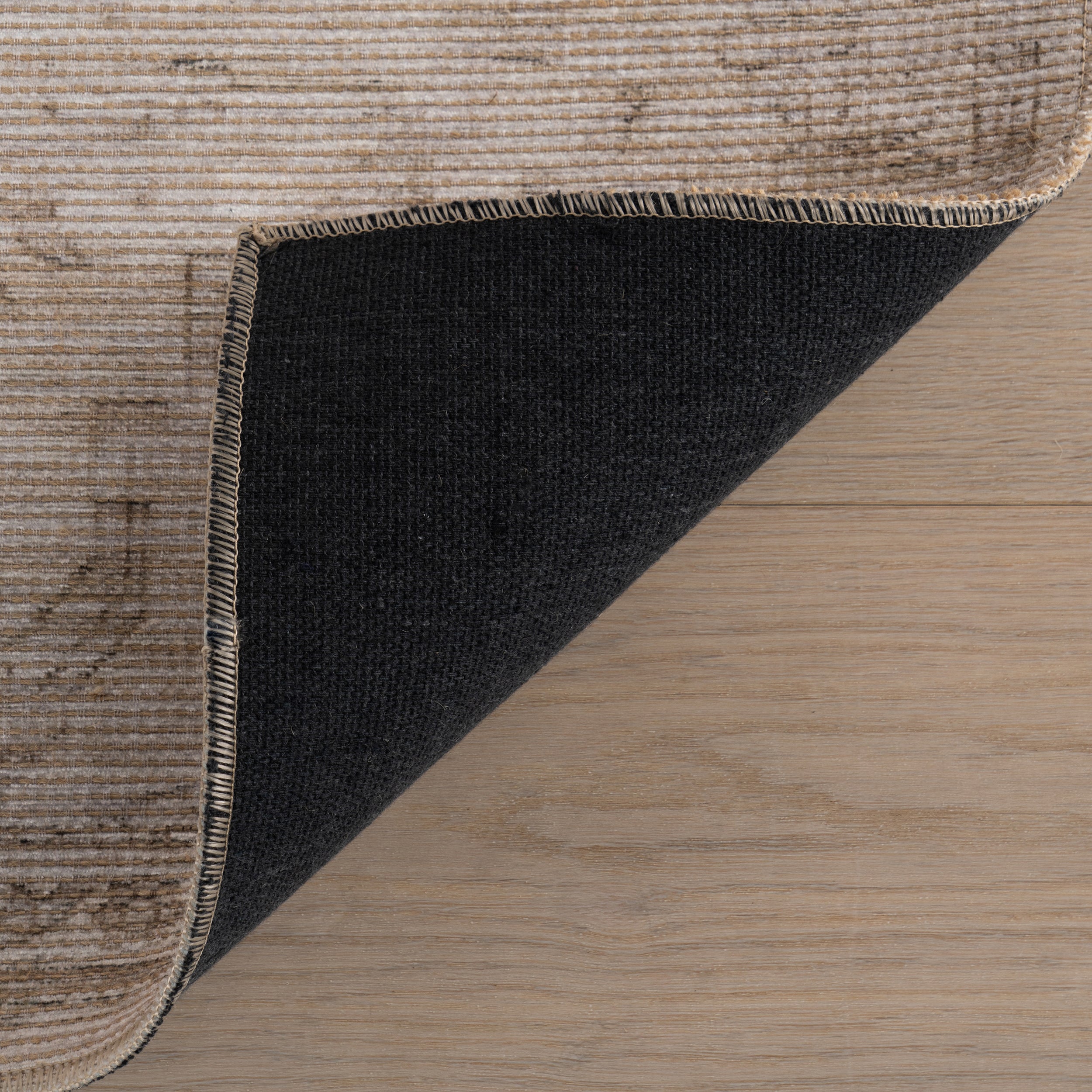 Nuloom Deliora Traditional Diamond Area Rug - Image 7