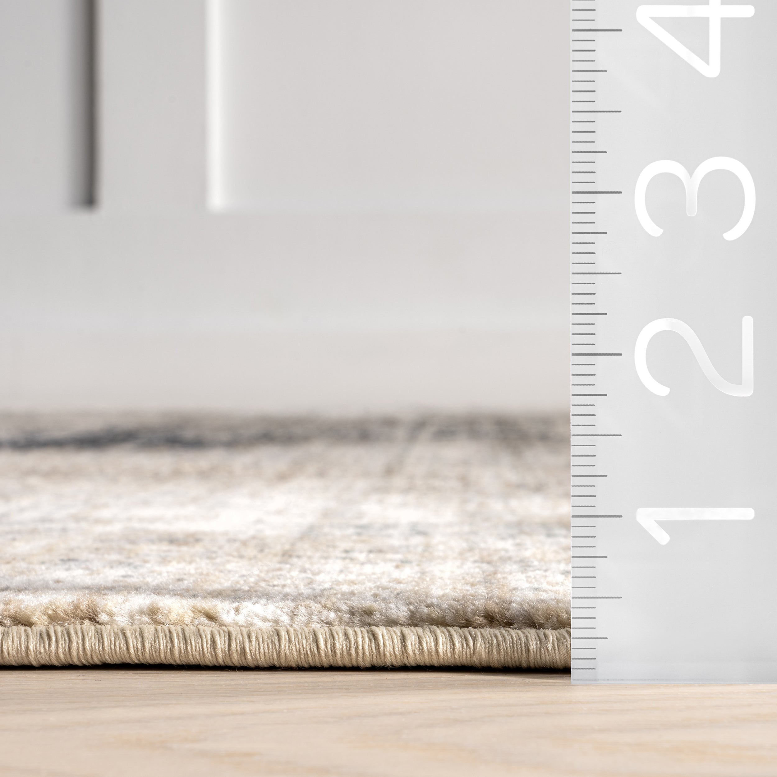 Rhae Contemporary Abstract Area Rug - Image 3