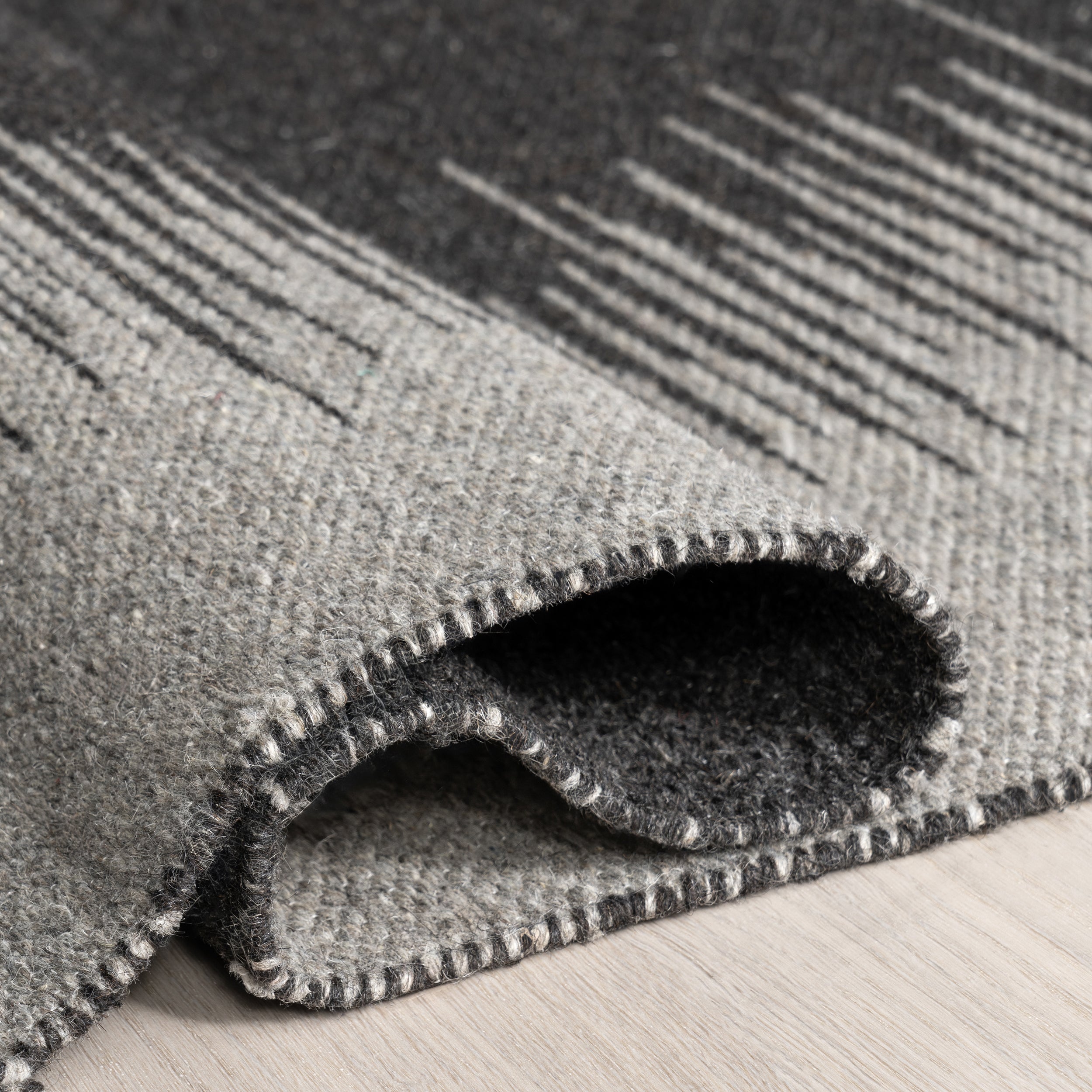 Wolf Reversible Wool Area Rug - Image 4