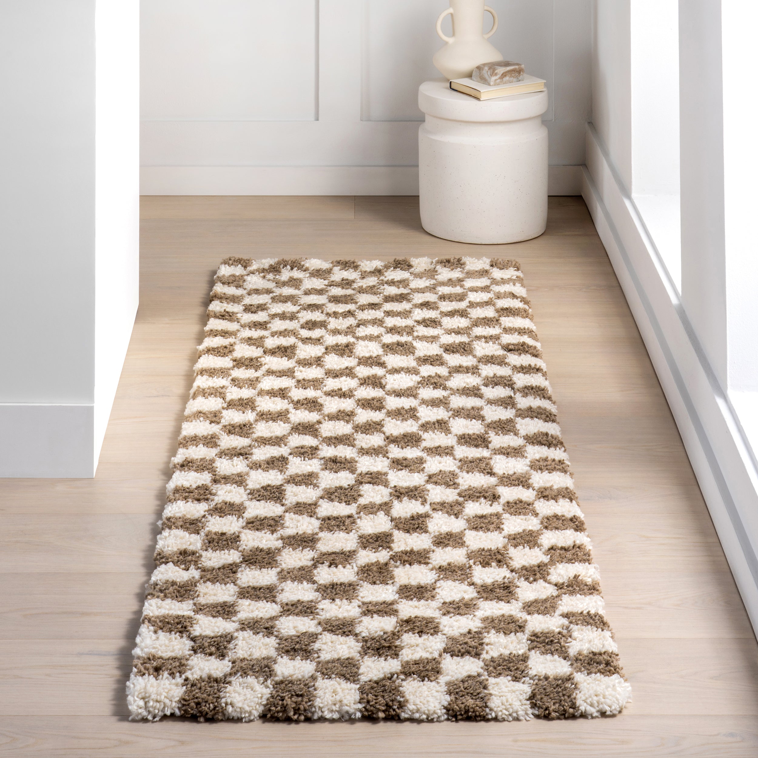 nuLOOM Adelaide Mid-Century Checkered Shag Area Rug - Image 10