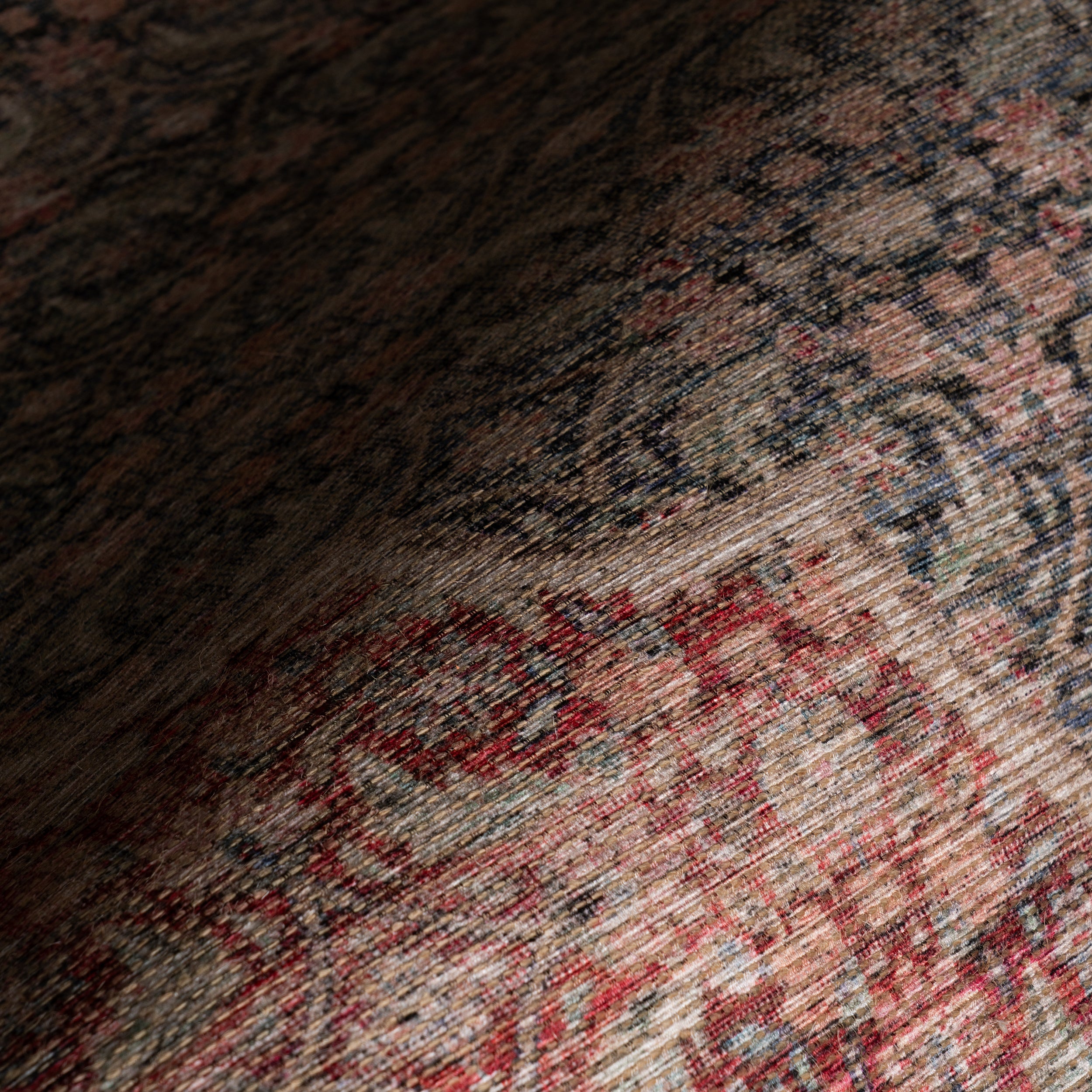 Nuloom Ismara Traditional Medallion Area Rug - Image 12