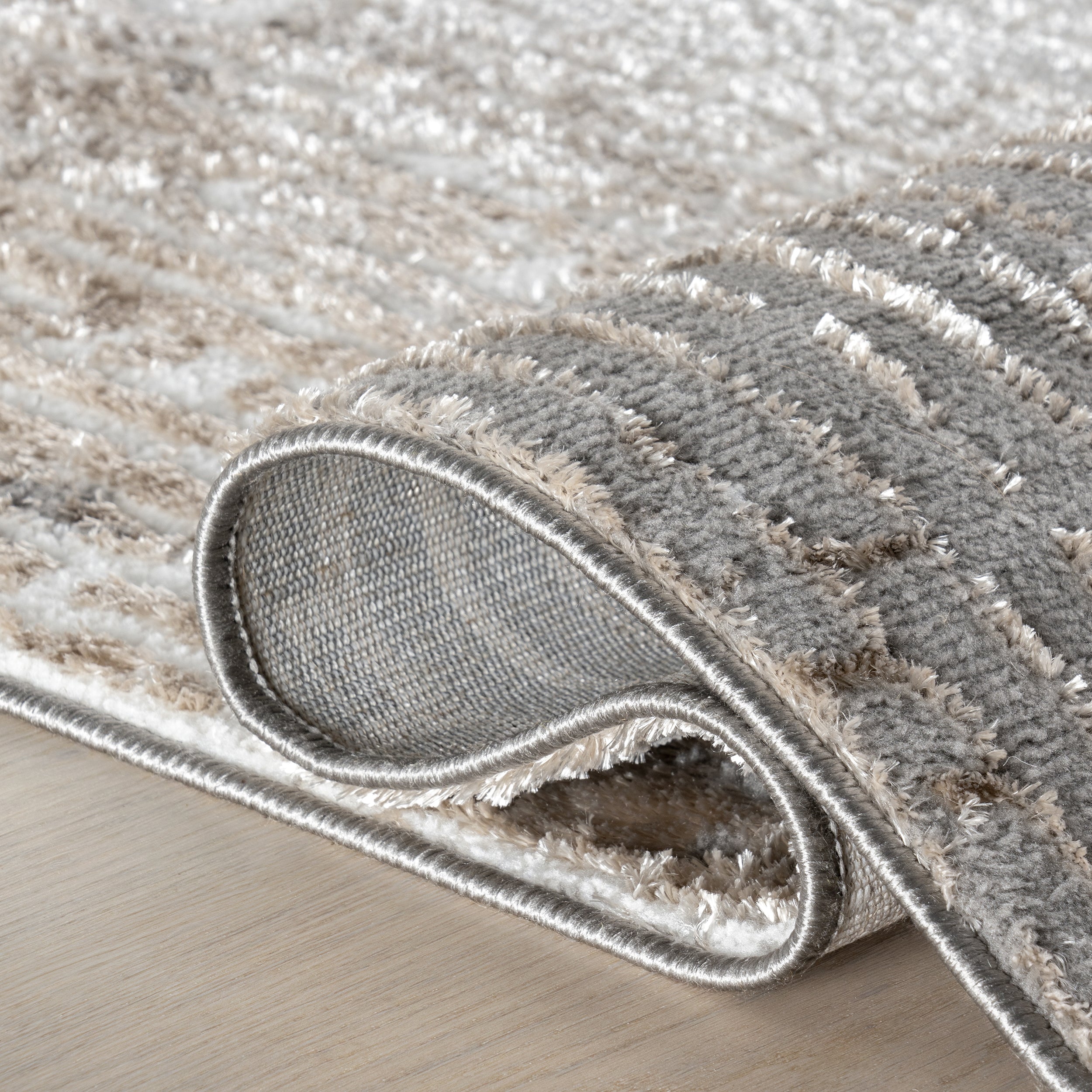 Wynna Abstract Indoor/Outdoor Area Rug - Image 3
