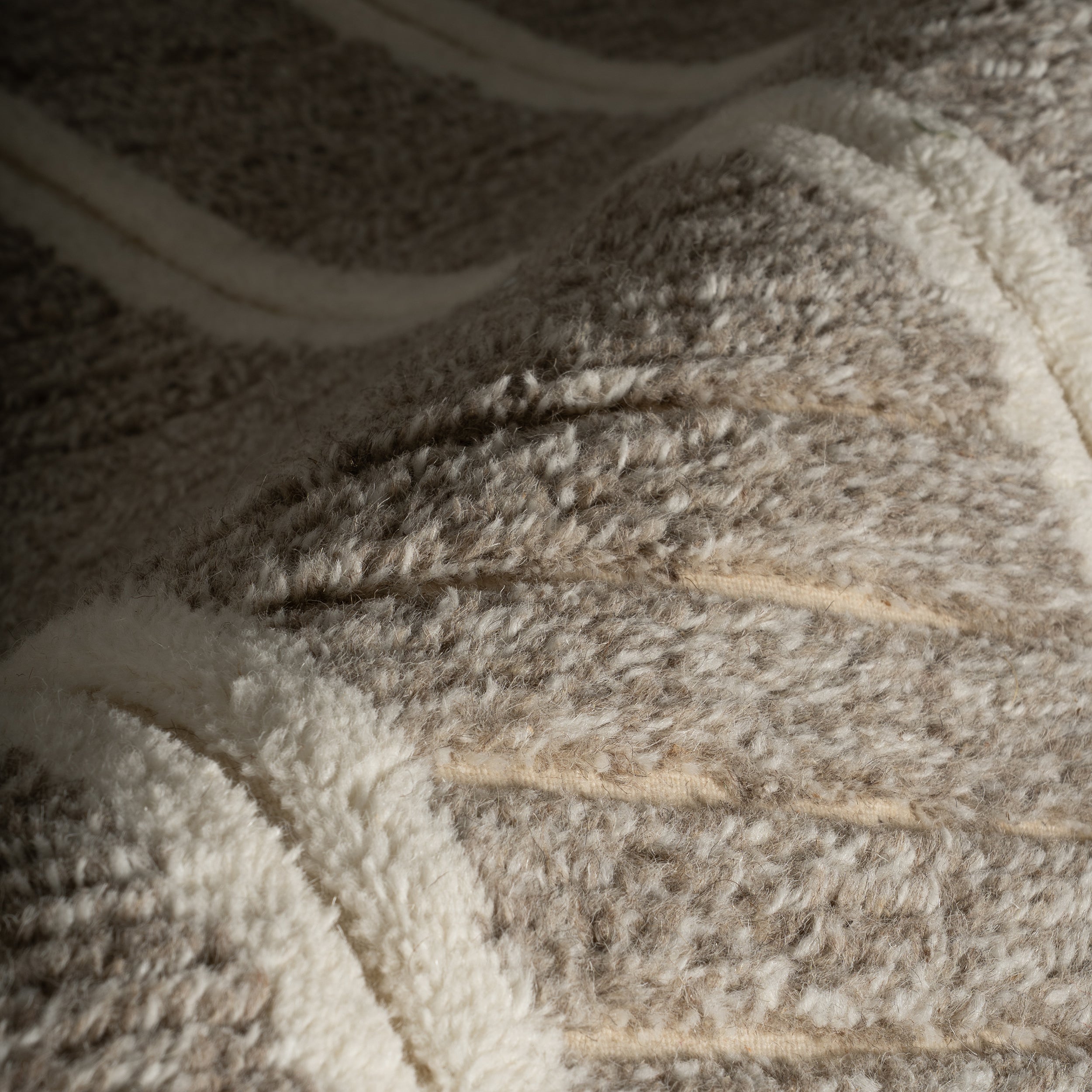 Nuloom Adaluna Modern Striped Wool Area Rug - Image 26