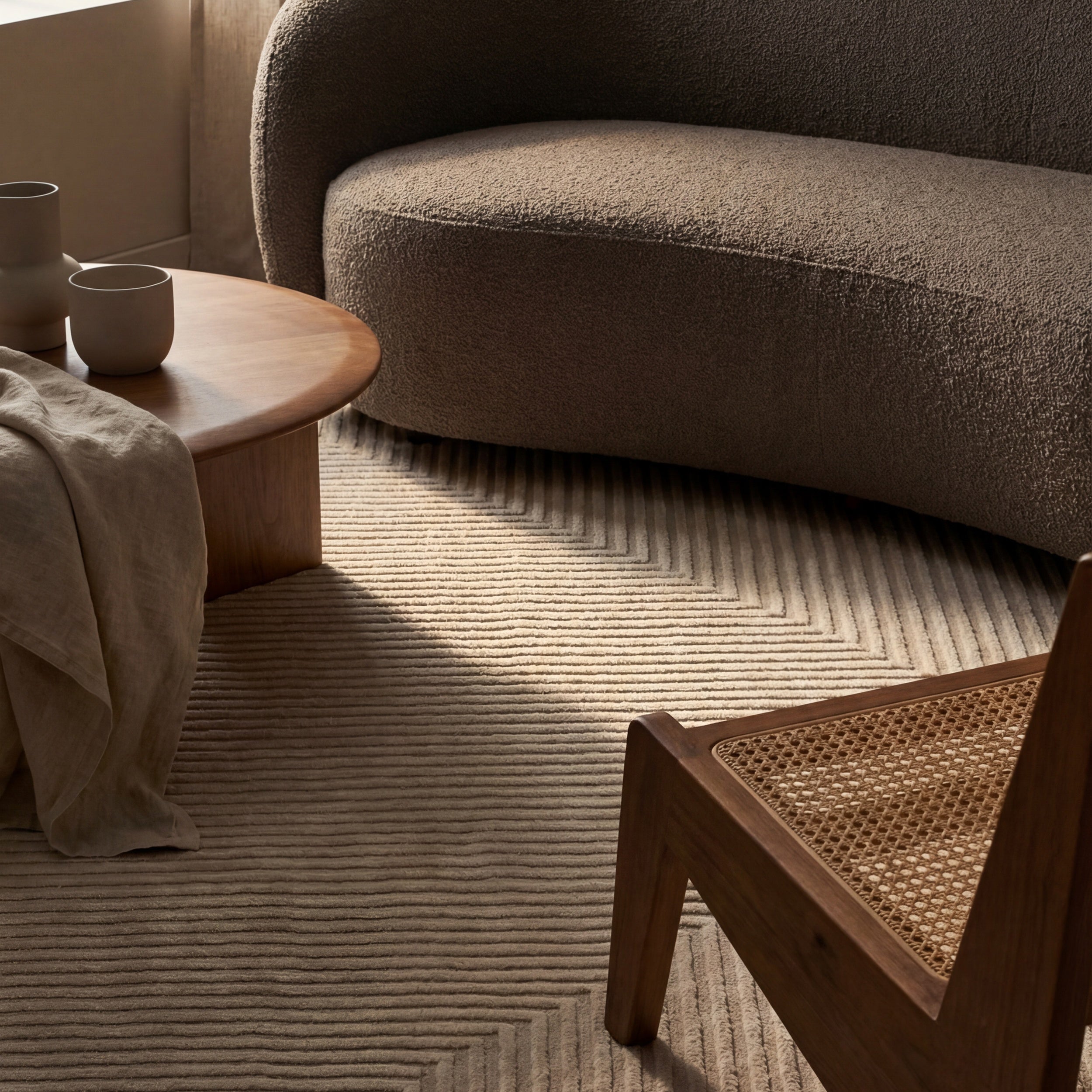 Vaelina Mid-Century Geomeric Area Rug - Image 9