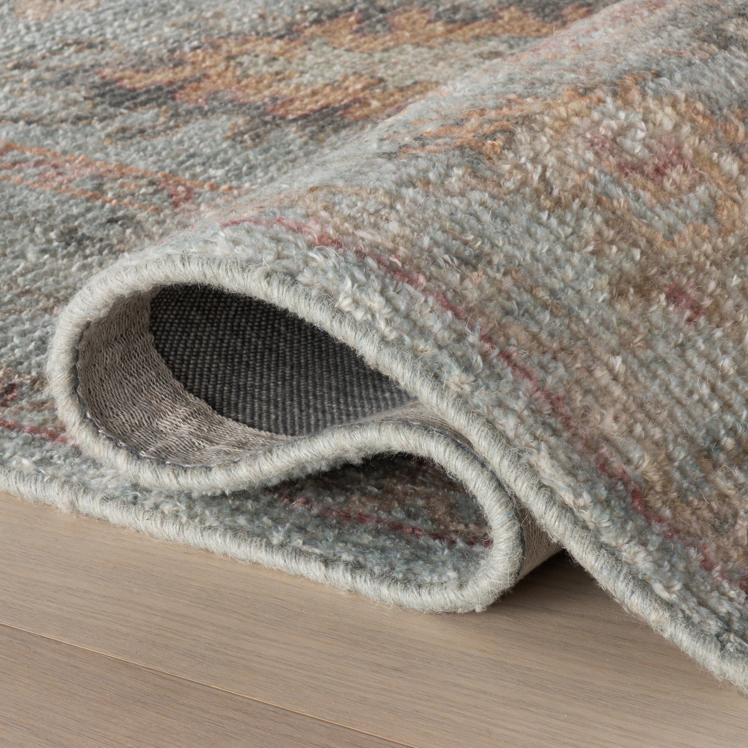 Nuloom Larevia Hand Loomed Wool Area Rug - Image 4
