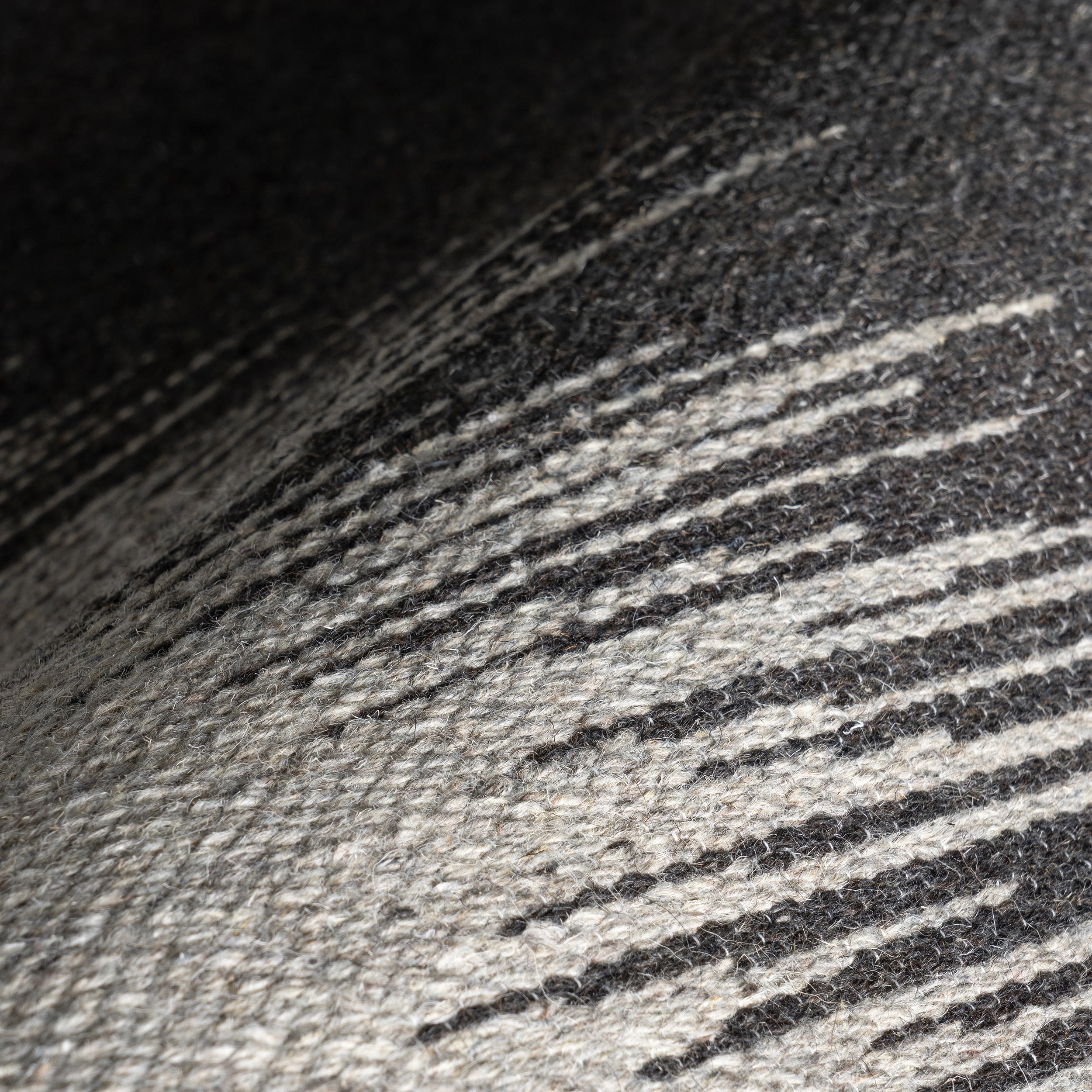 Wolf Reversible Wool Area Rug - Image 5