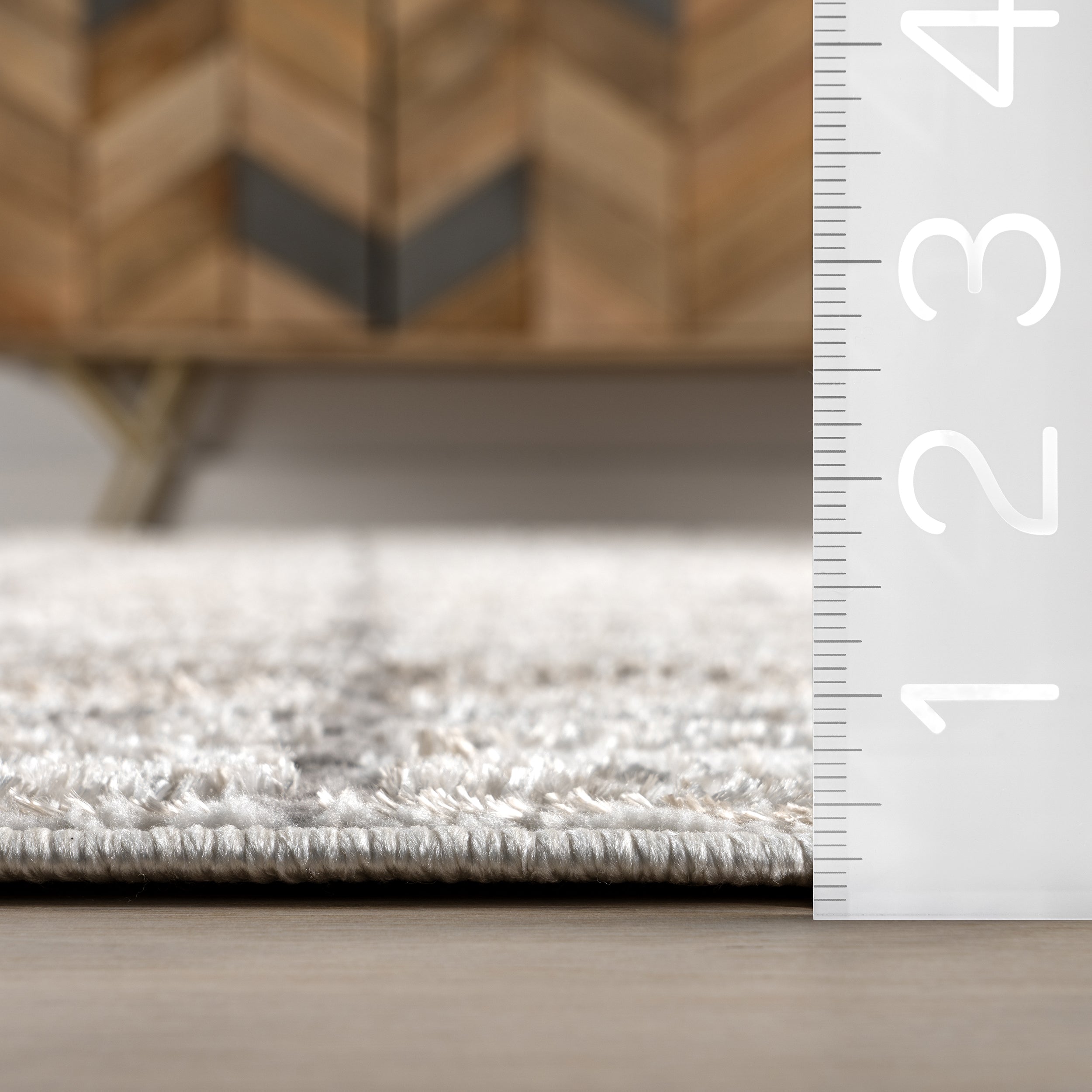 Xylia Checkered Area Rug - Image 2