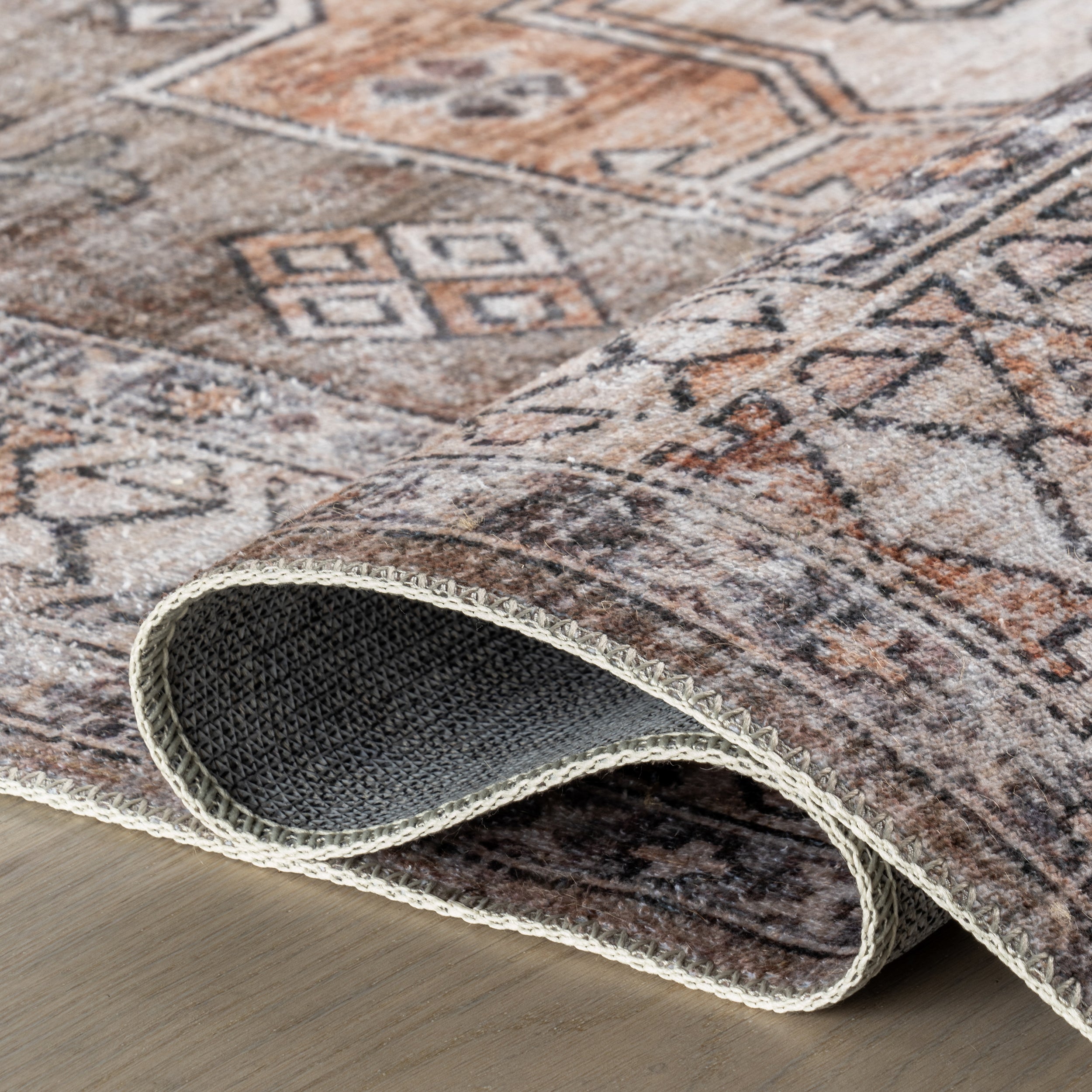 Benoite Splashguard Medallion Machine Washable Area Rug - Image 14