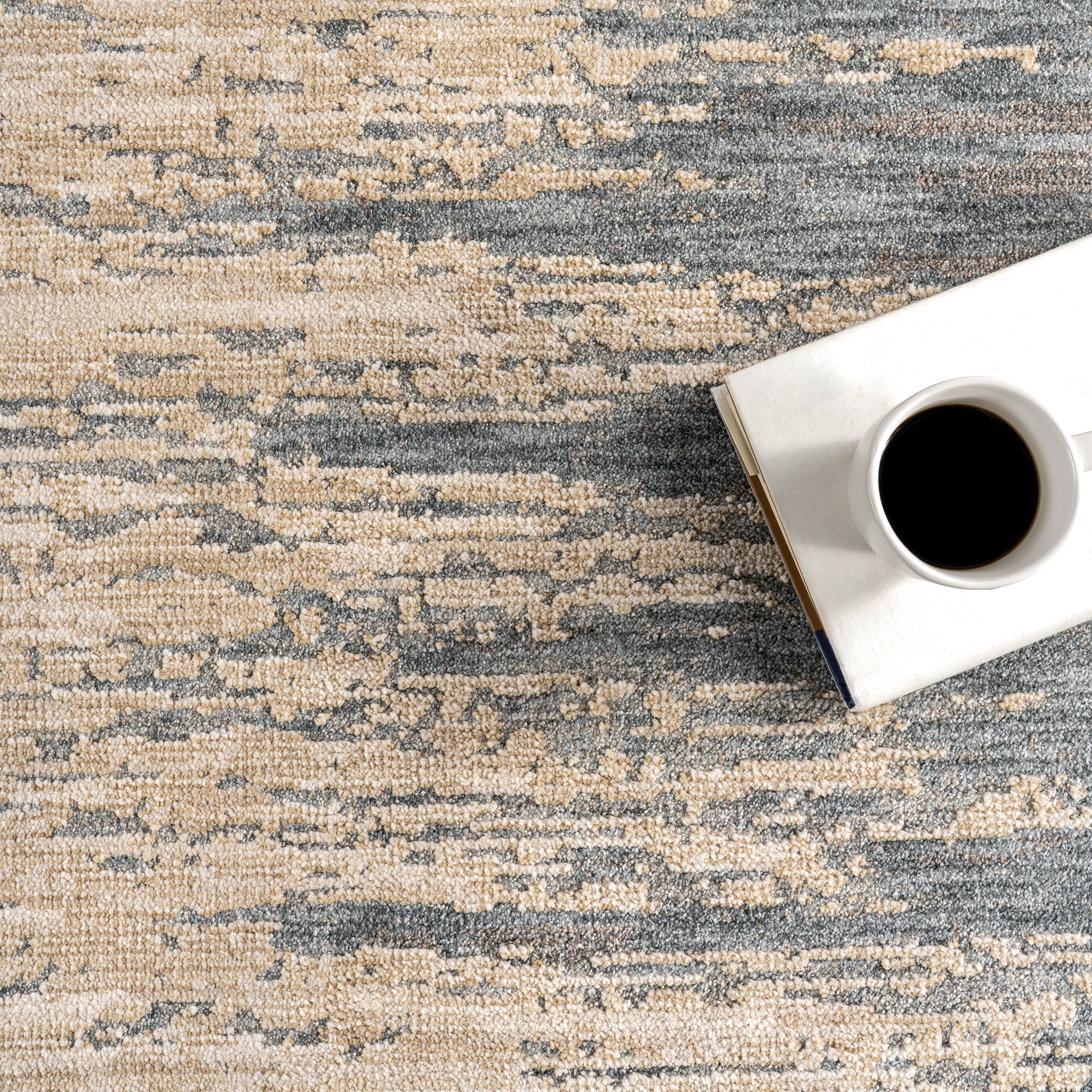 Fiadh Abstract Fringe Area Rug - Image 7