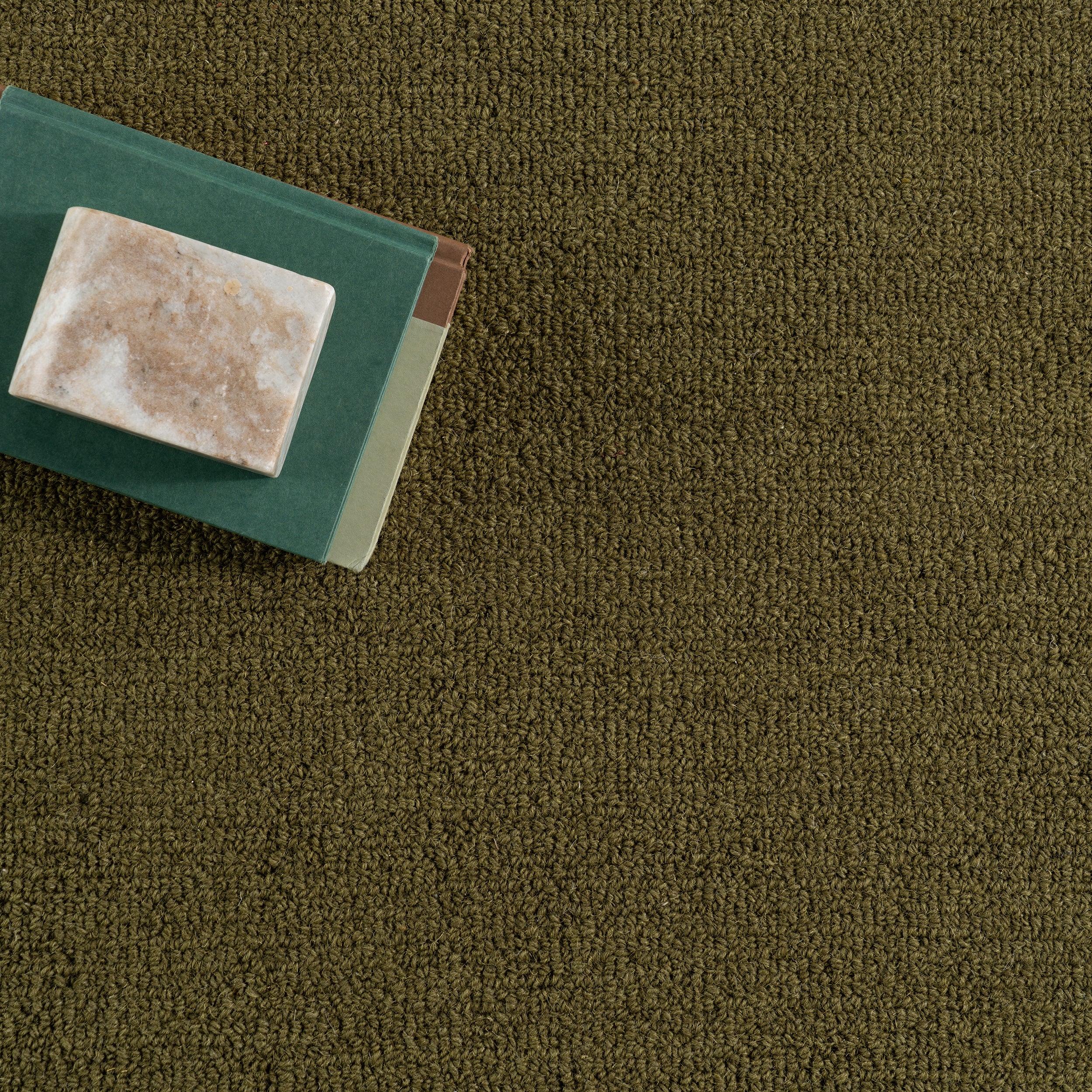 Nuloom Juliette Roan Bordered Wool Rug - Image 7